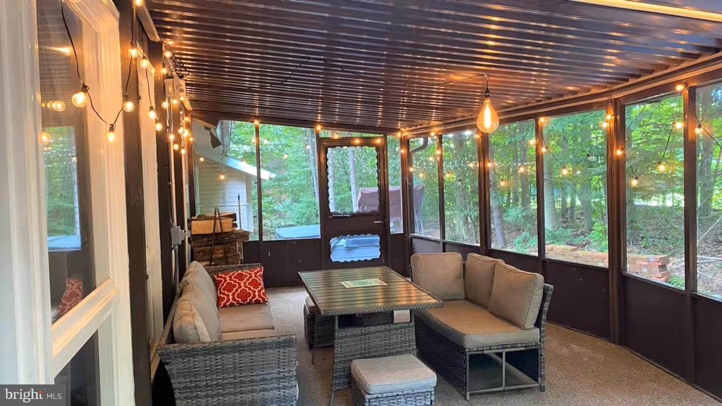 POCONO FARMS - Residential