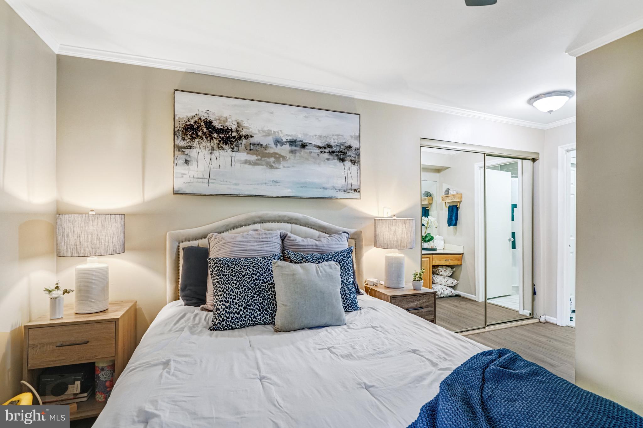 THE COVE - Residential