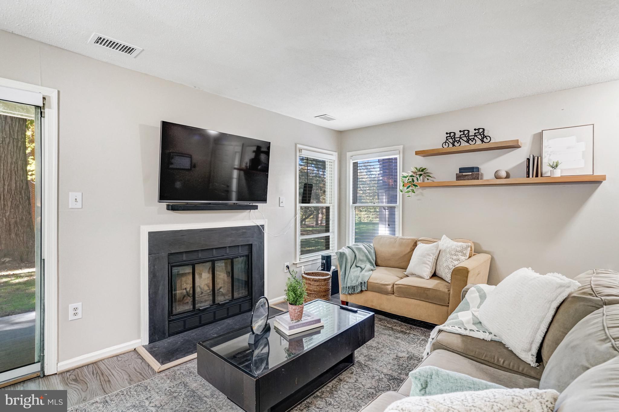 THE COVE - Residential