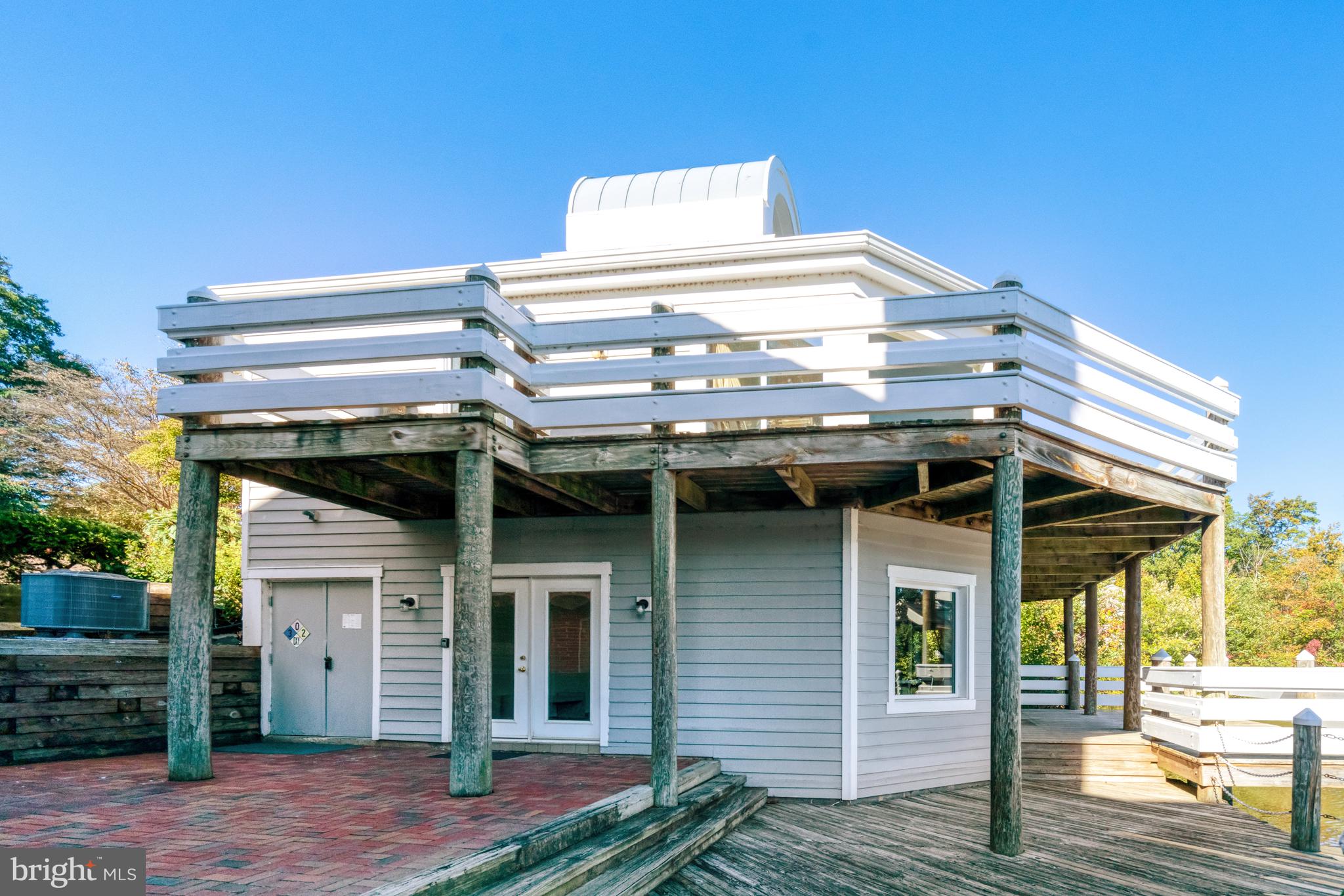 THE COVE - Residential