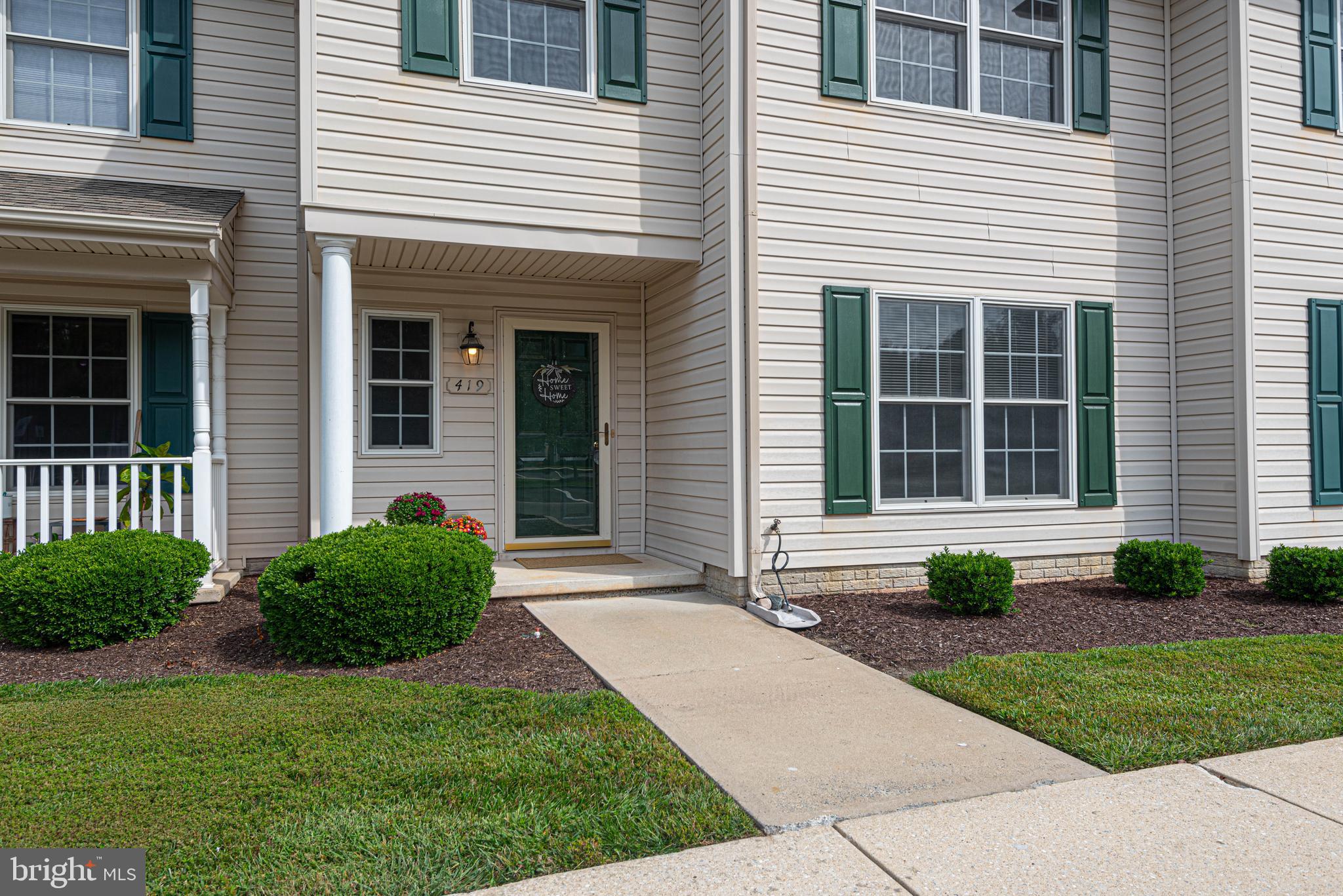 VILLAGES AT PARSONS LAKE - Residential