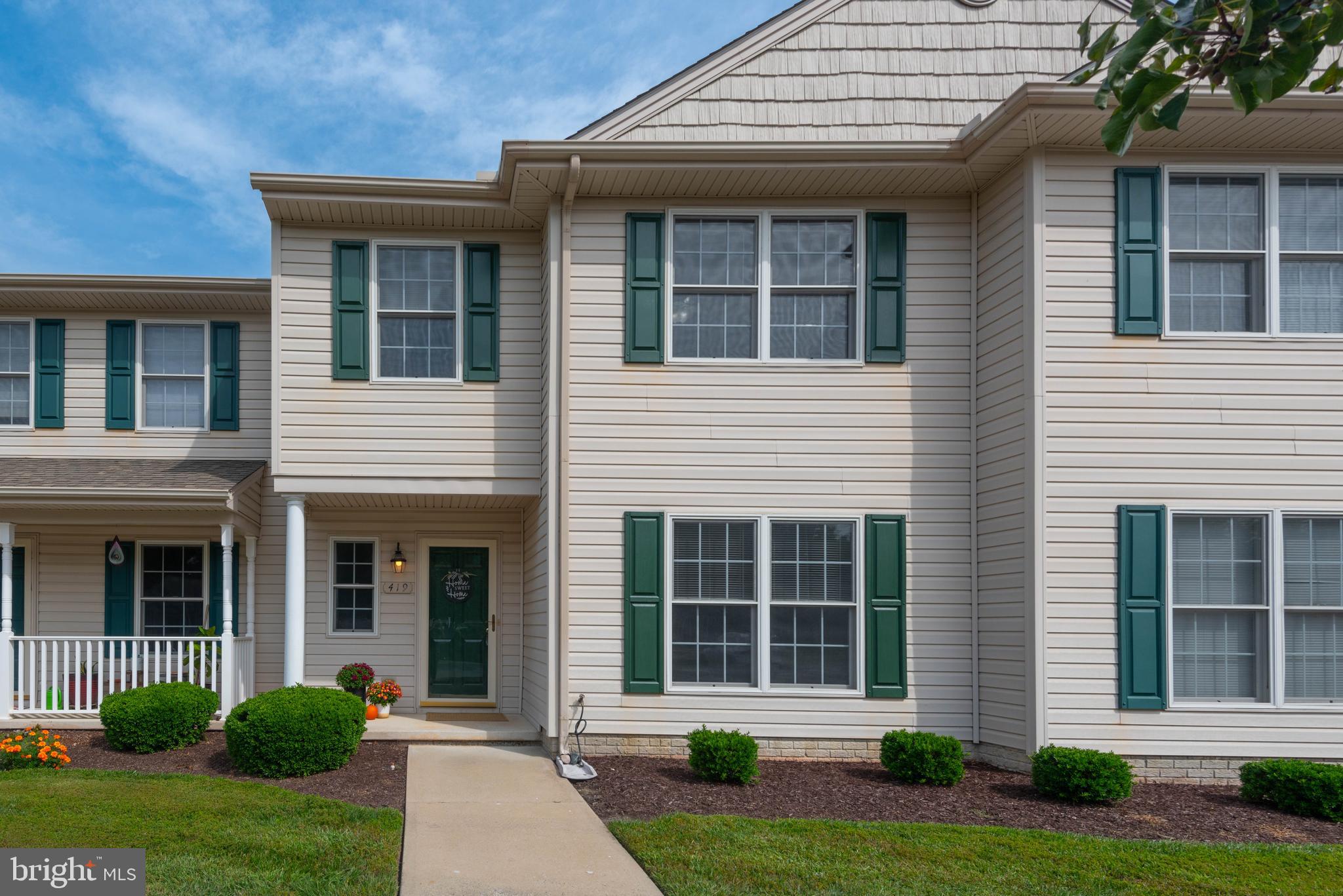 VILLAGES AT PARSONS LAKE - Residential