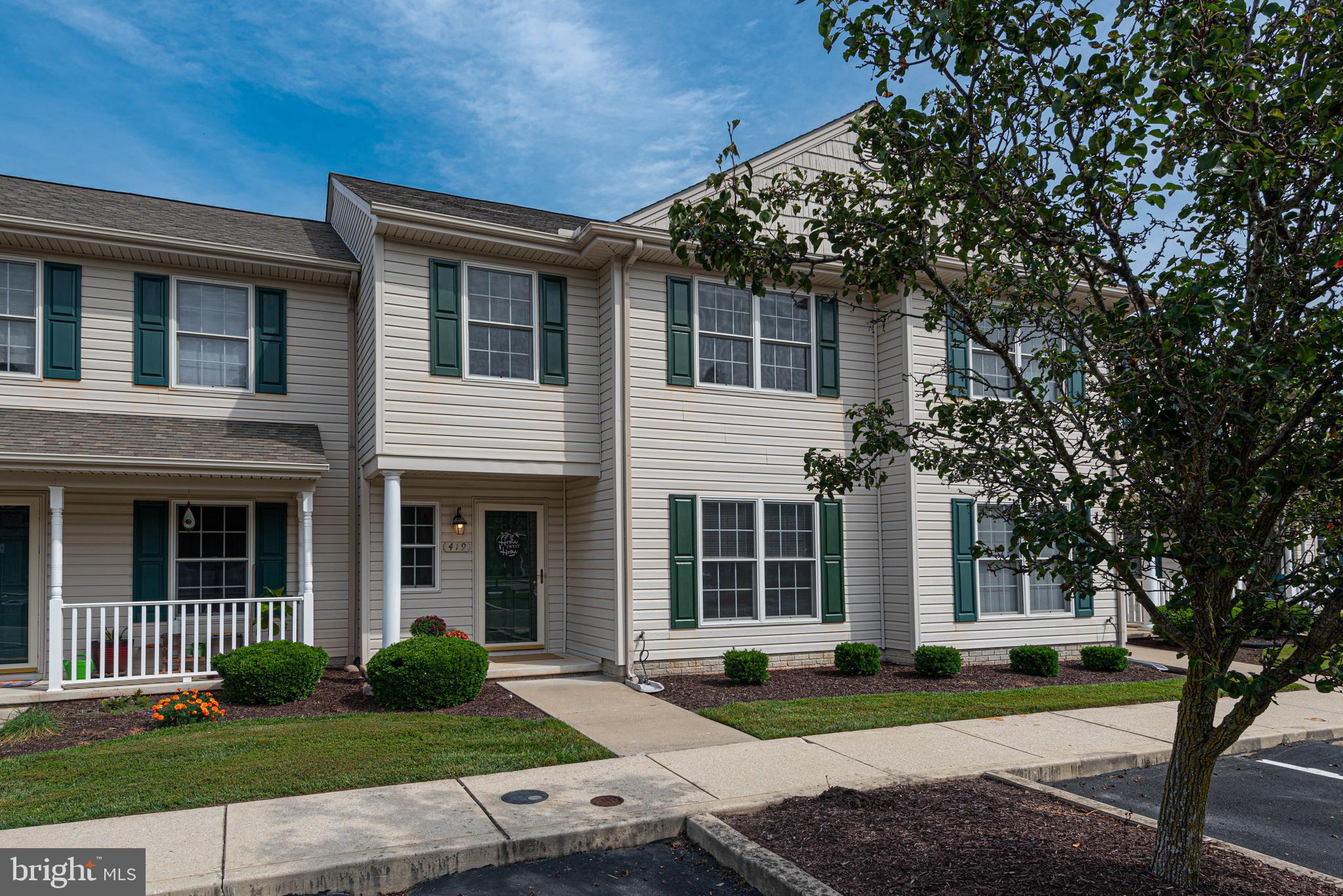 VILLAGES AT PARSONS LAKE - Residential
