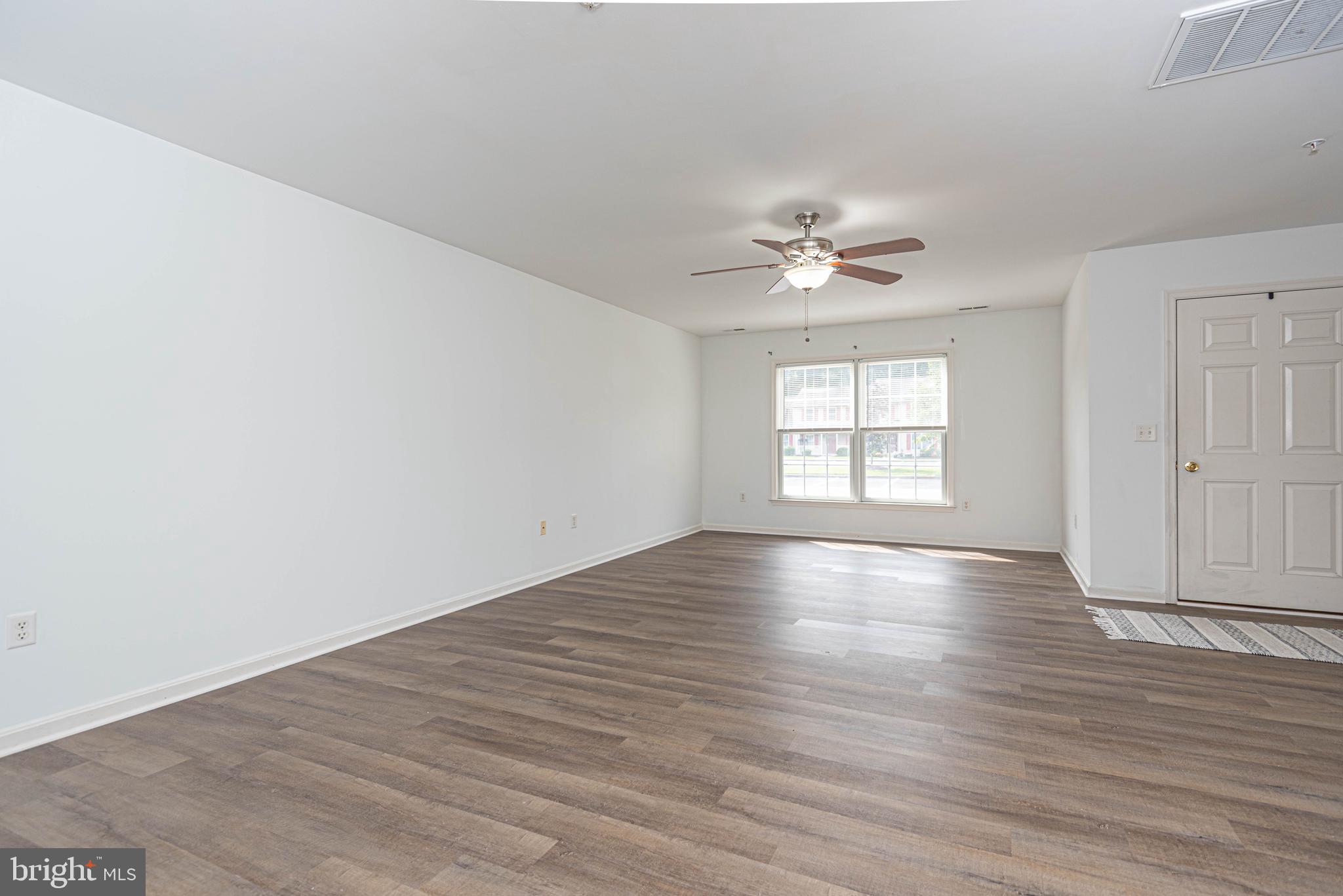 VILLAGES AT PARSONS LAKE - Residential