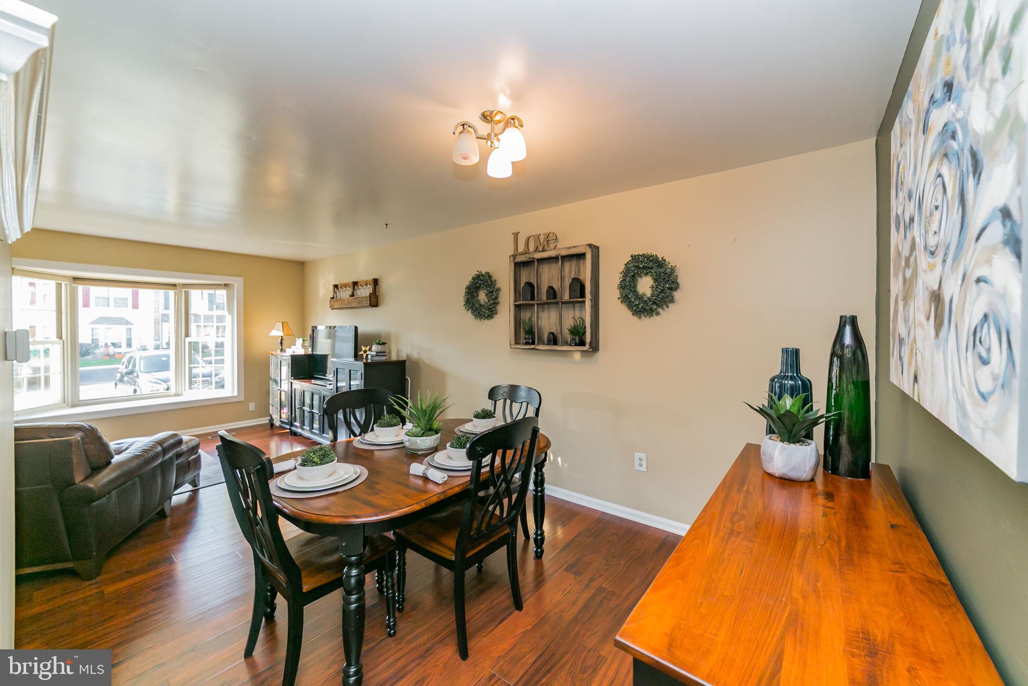 MAPLE GLEN - Residential