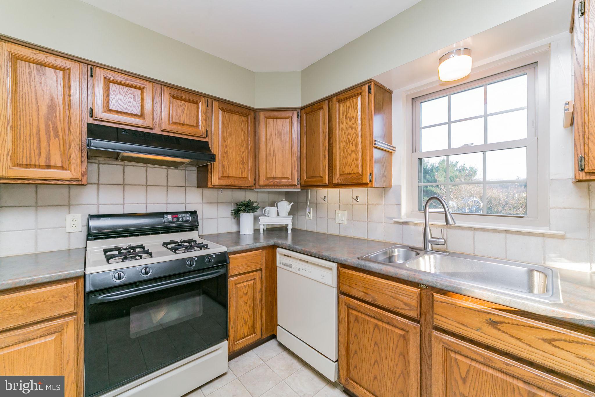 MAPLE GLEN - Residential