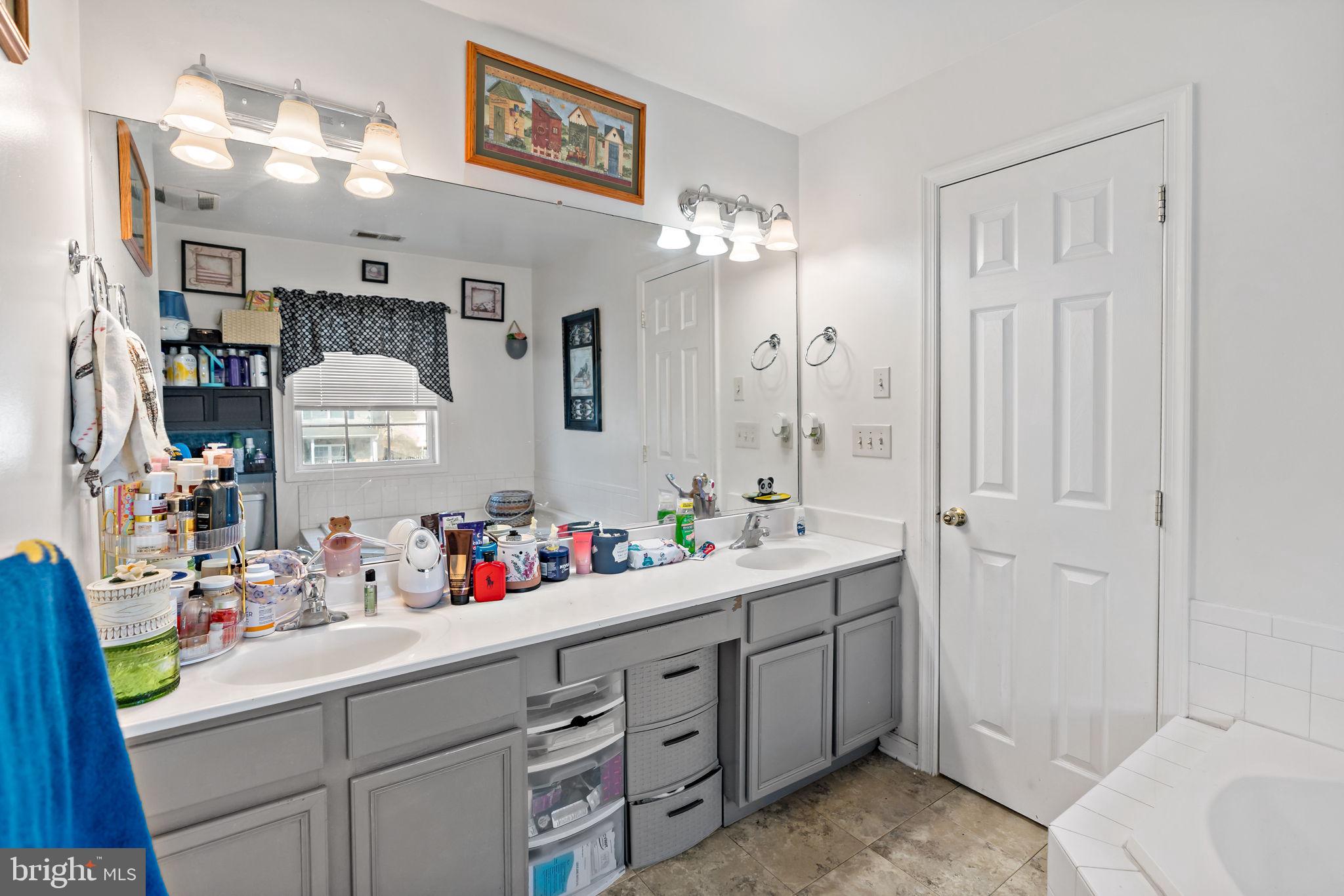 ROSEMONT ORCHARD - Residential