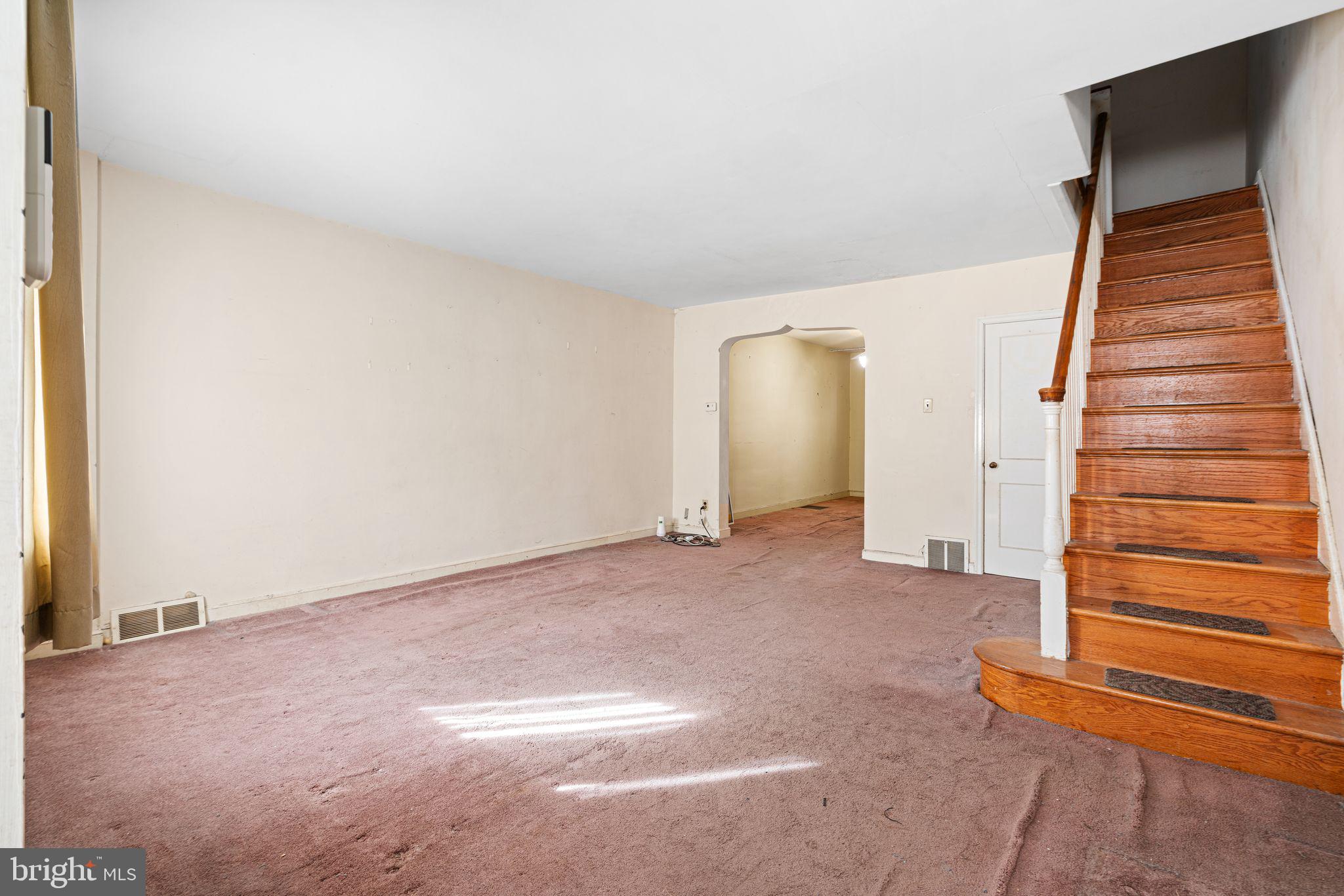 LAWNDALE - Residential