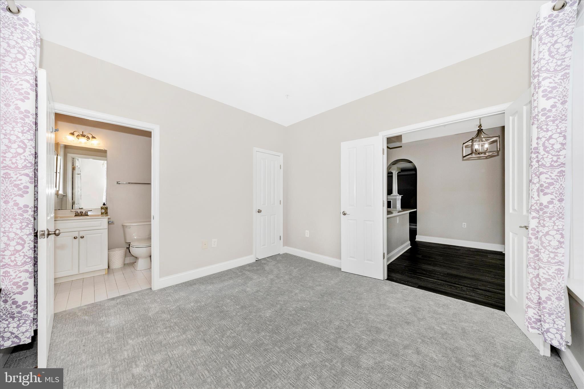 WORMANS MILL - Residential