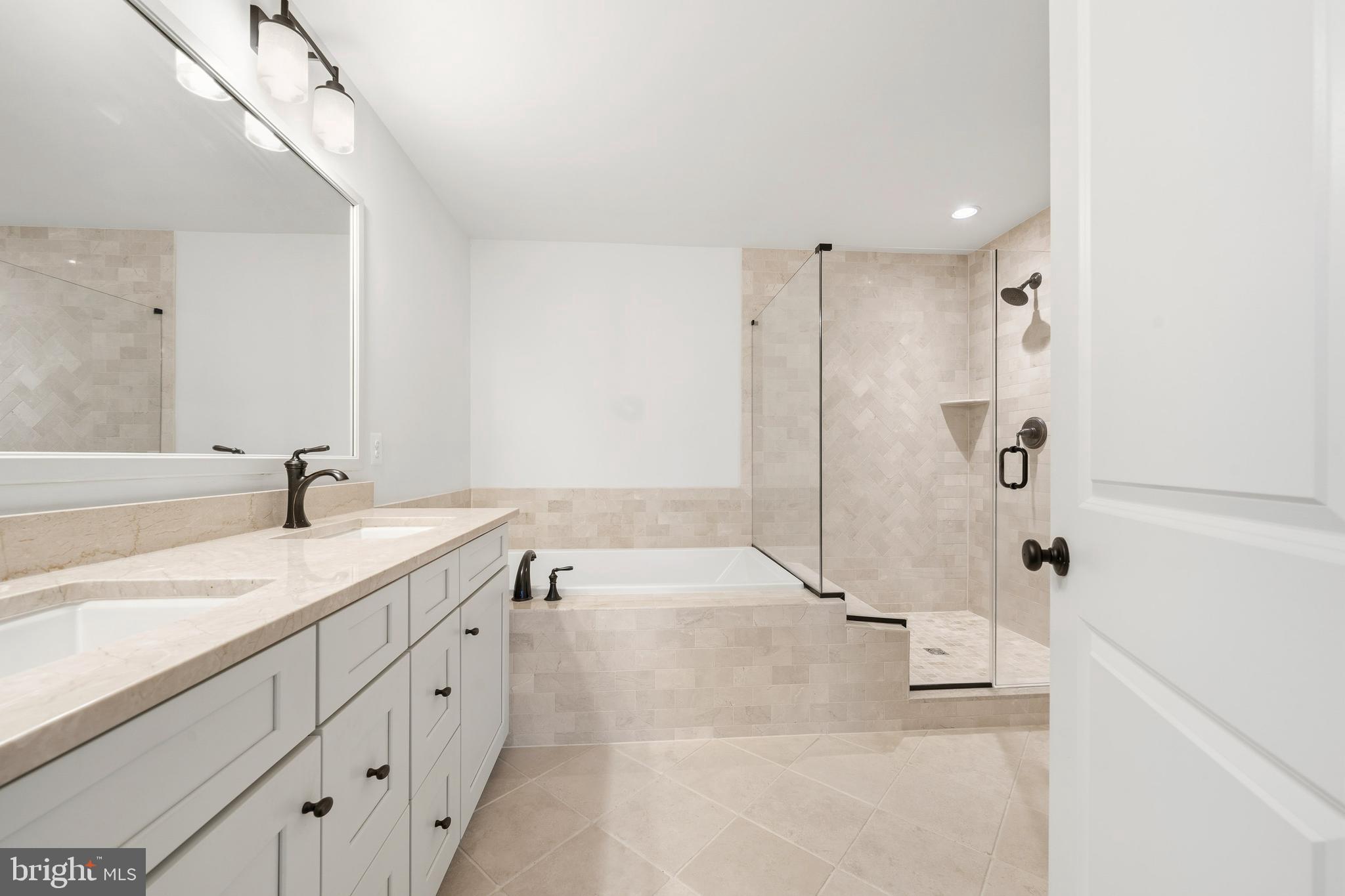 ARUNDEL FOREST - Residential