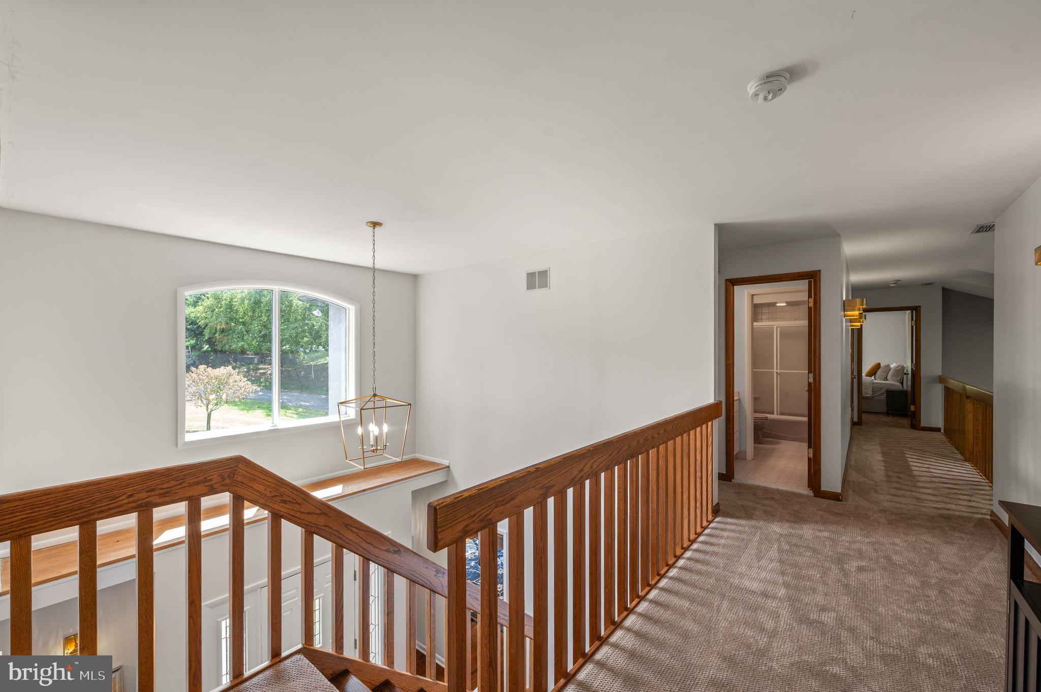 HIDDEN VALLEY - Residential