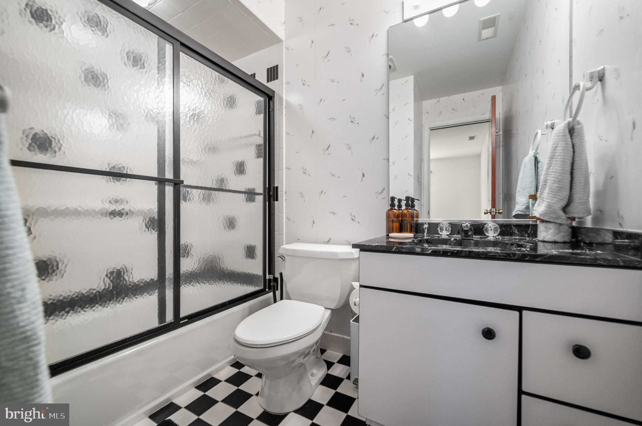 HIDDEN VALLEY - Residential