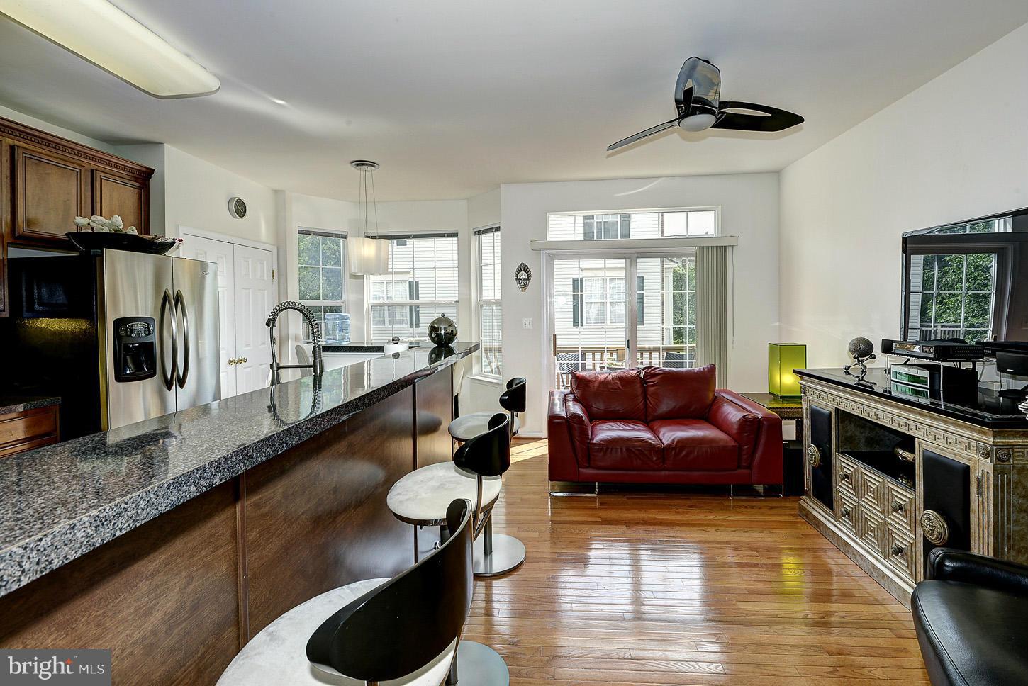 HUNTINGTON STATION - Residential