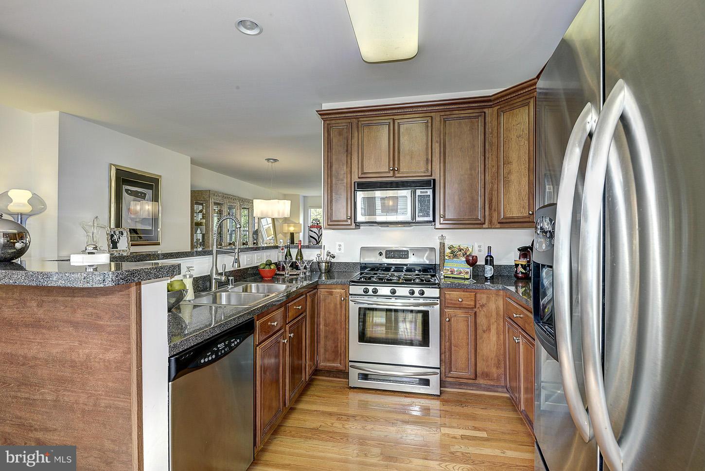 HUNTINGTON STATION - Residential