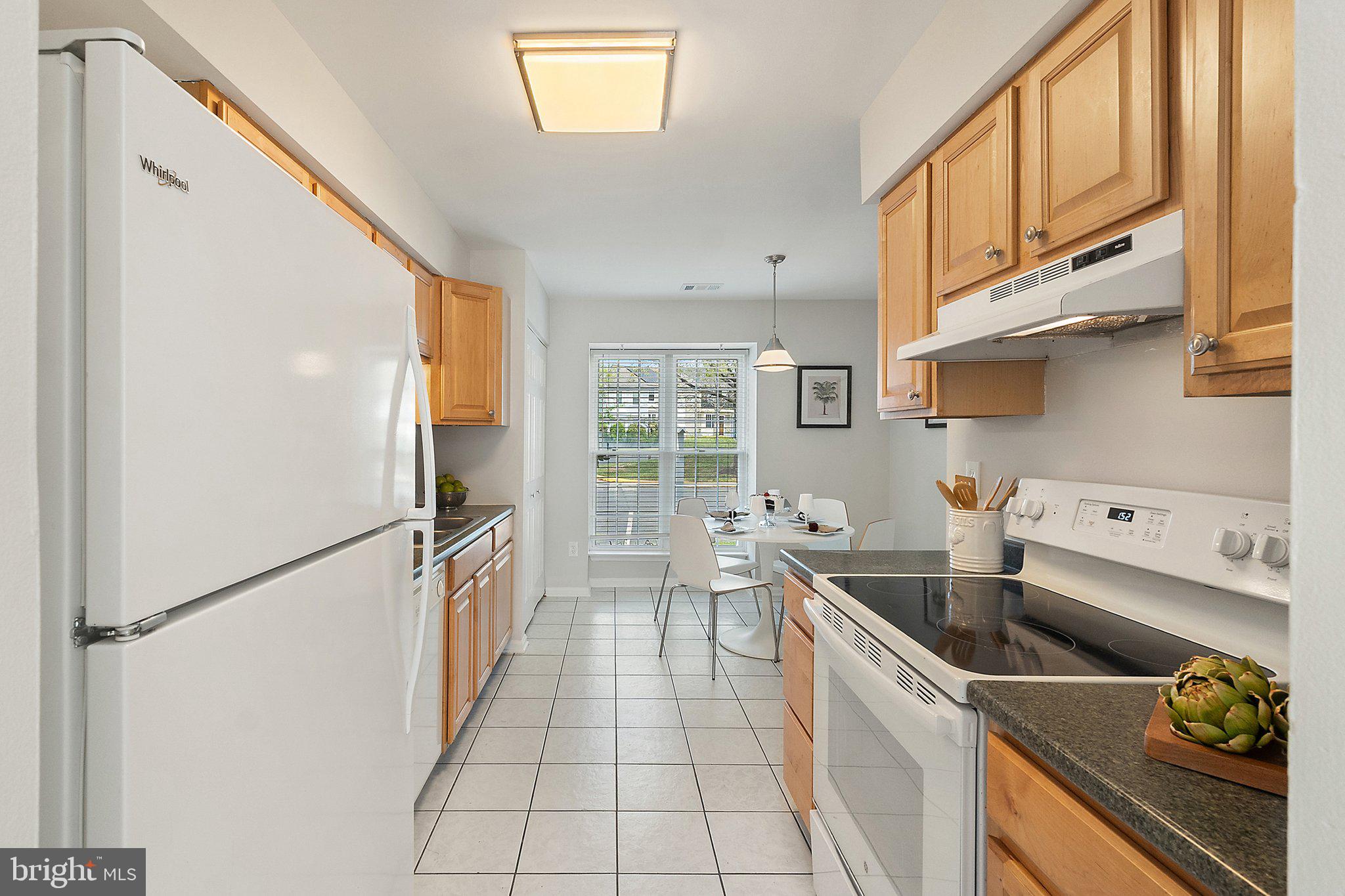 LONDON TOWN WEST - Residential