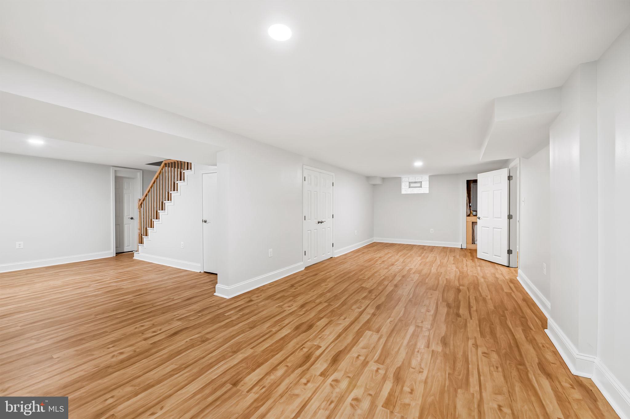 GREENBRIER - Residential