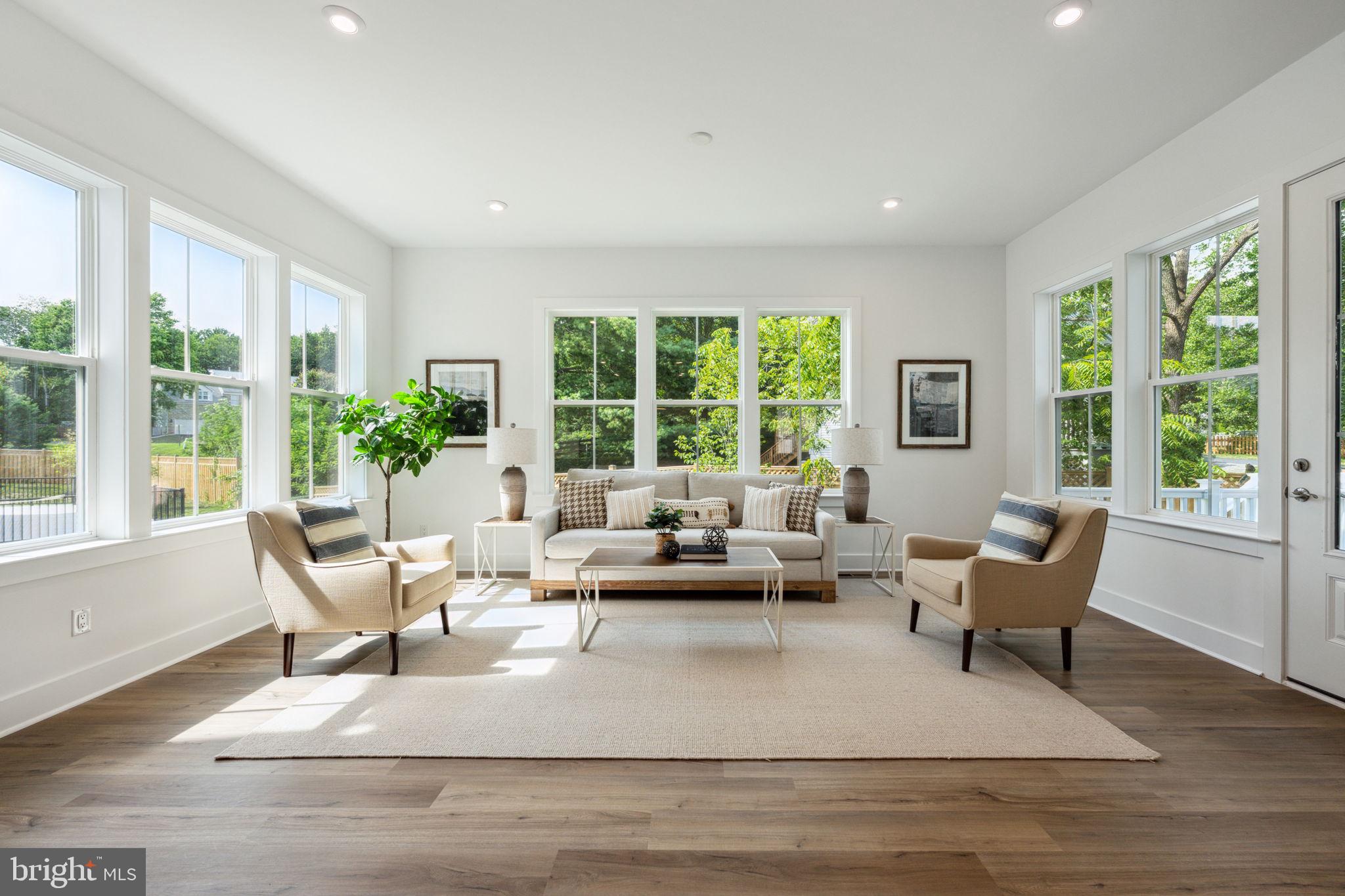 SPRING LAKE - Residential