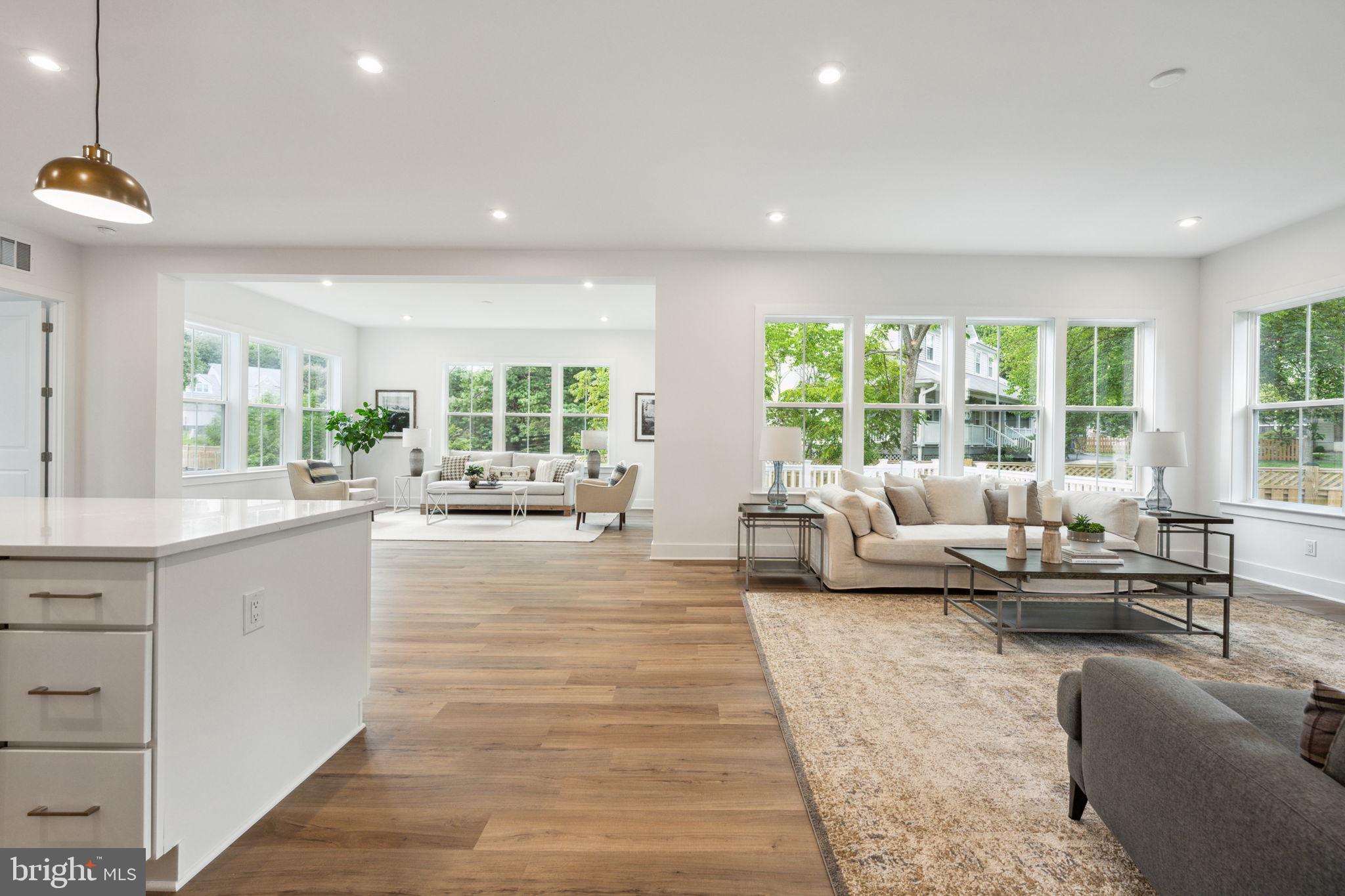 SPRING LAKE - Residential