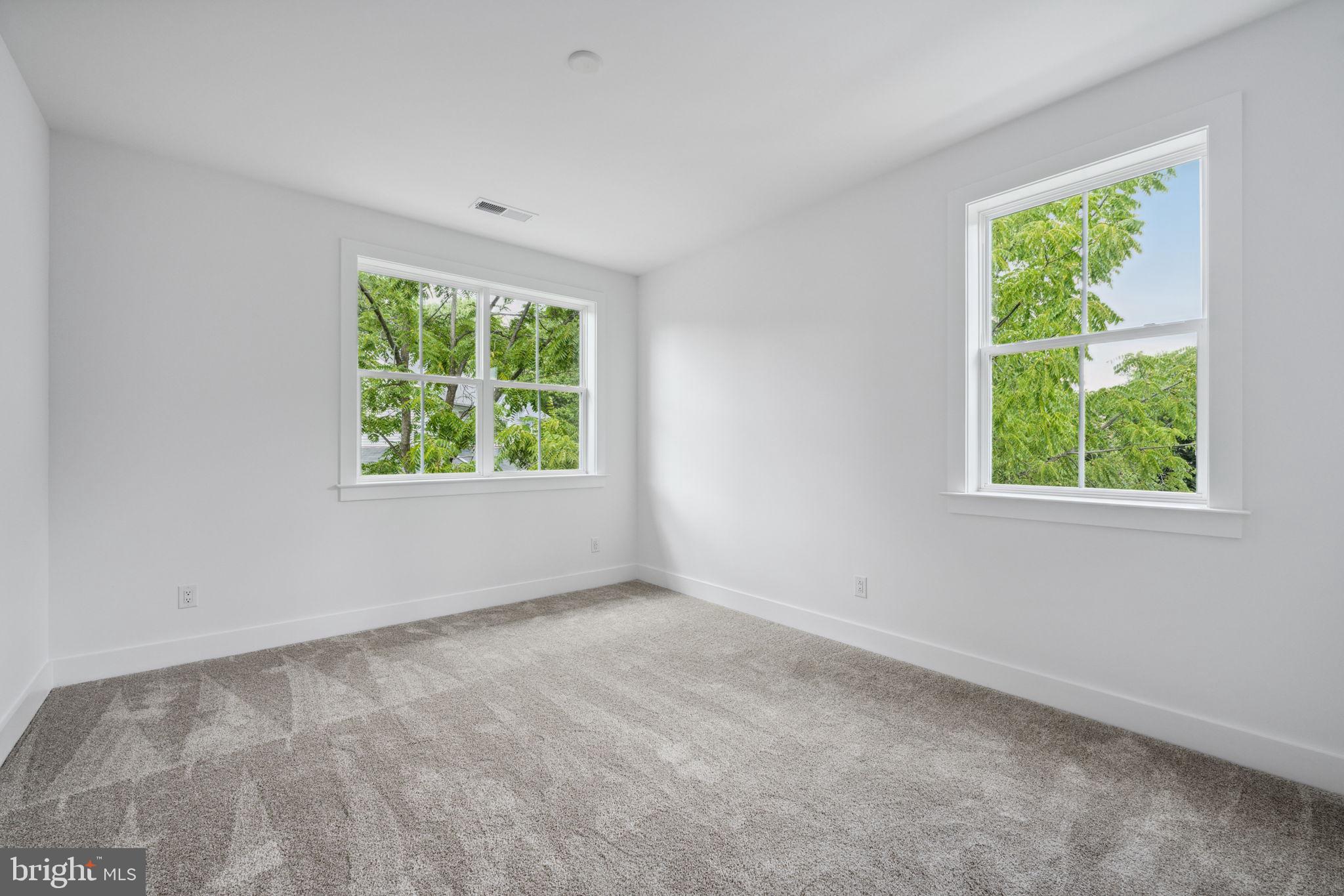 SPRING LAKE - Residential