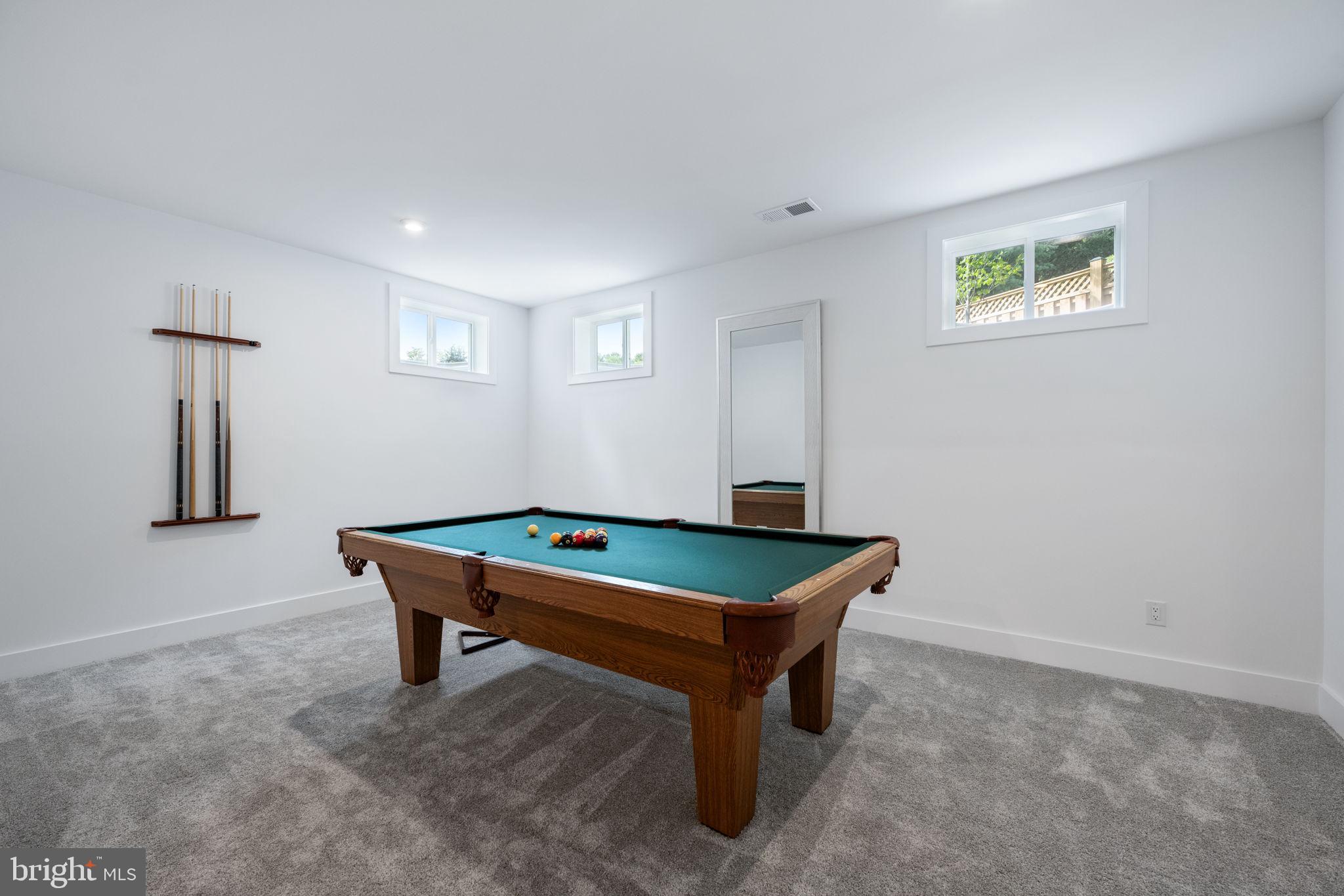 SPRING LAKE - Residential