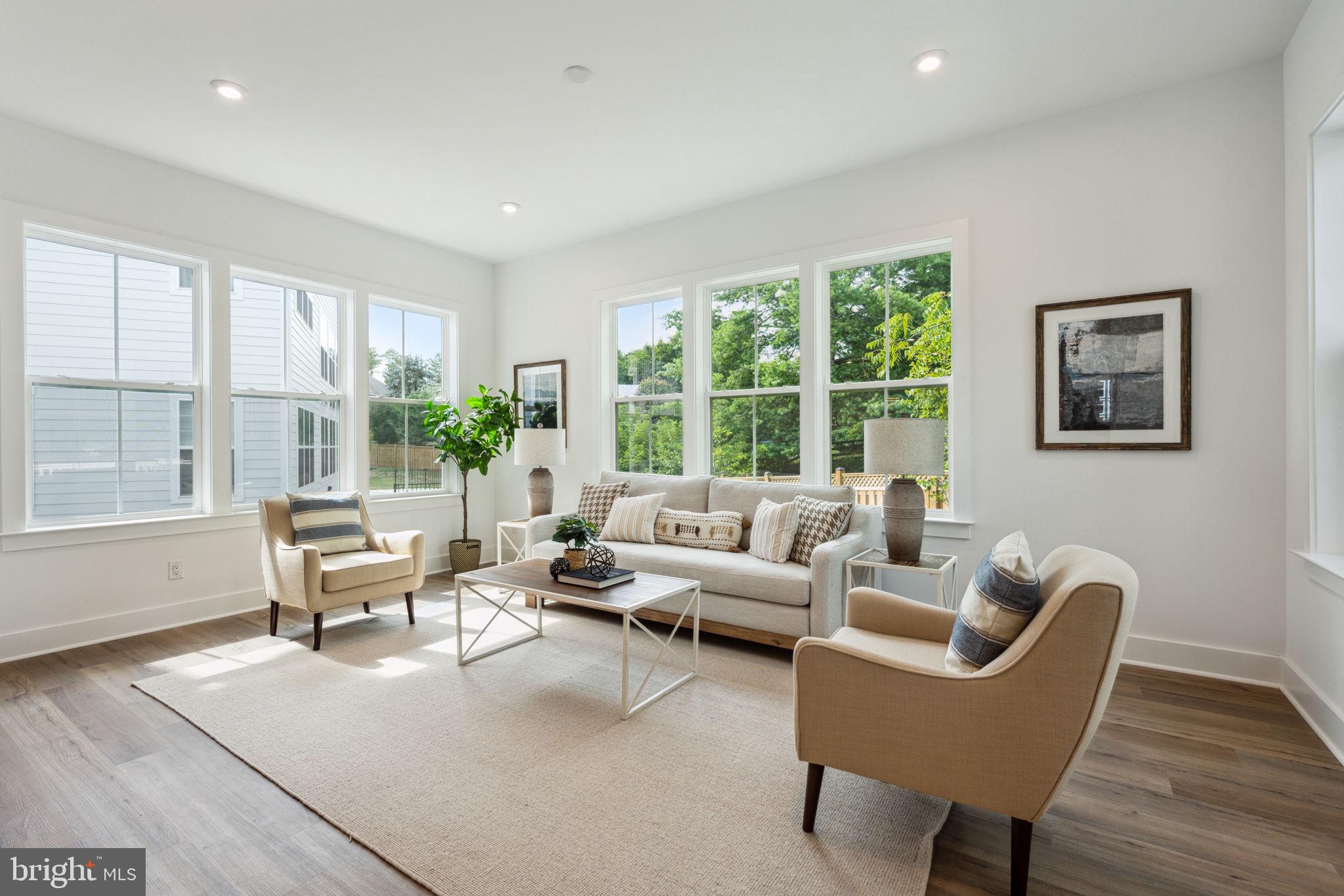 SPRING LAKE - Residential