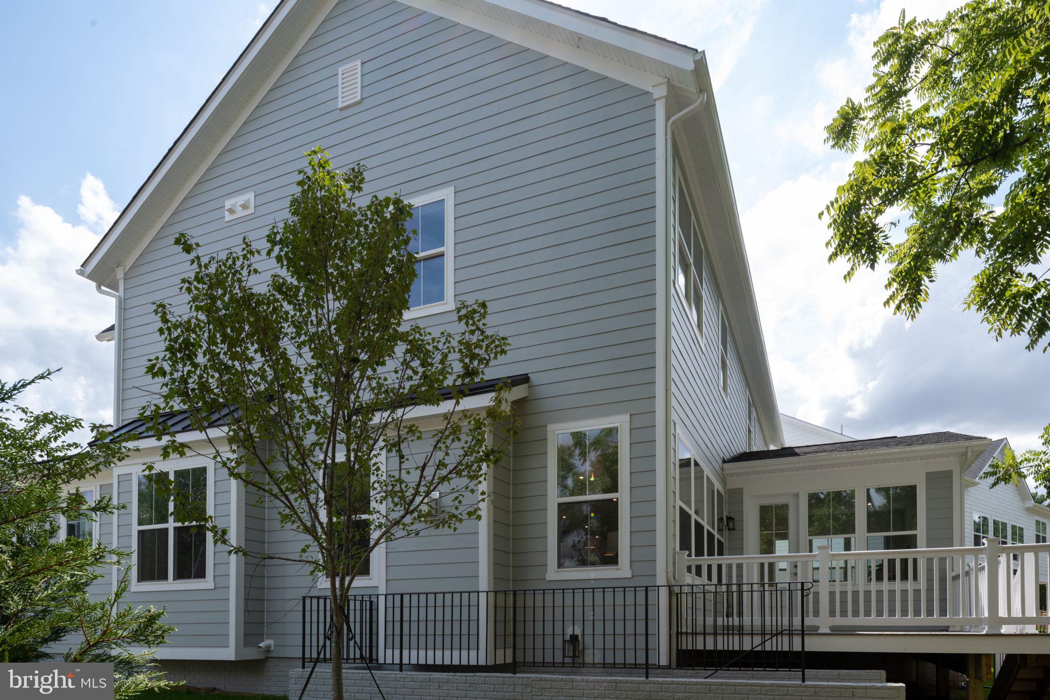 SPRING LAKE - Residential