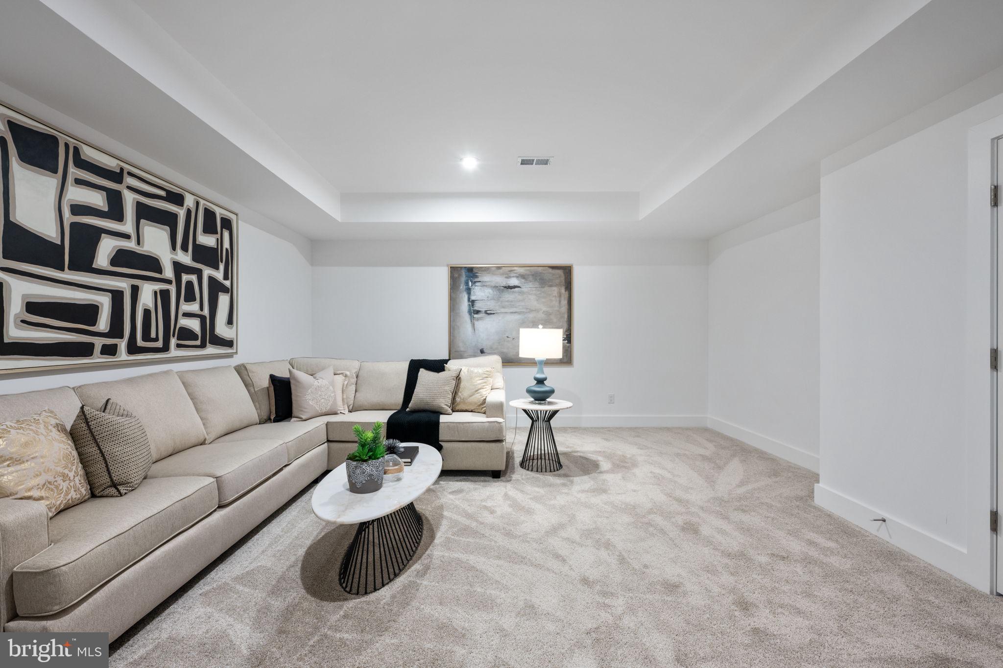 SPRING LAKE - Residential