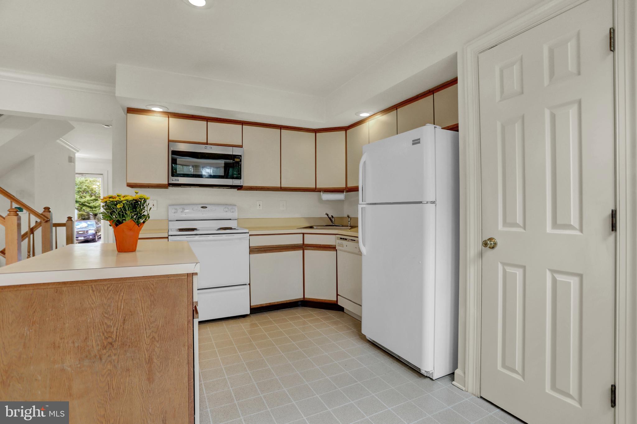 GREENS AT SMITH - Residential