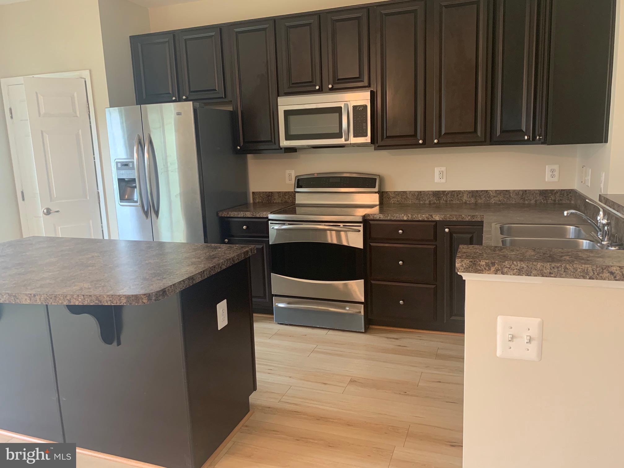 ADAMS CROSSING - Residential