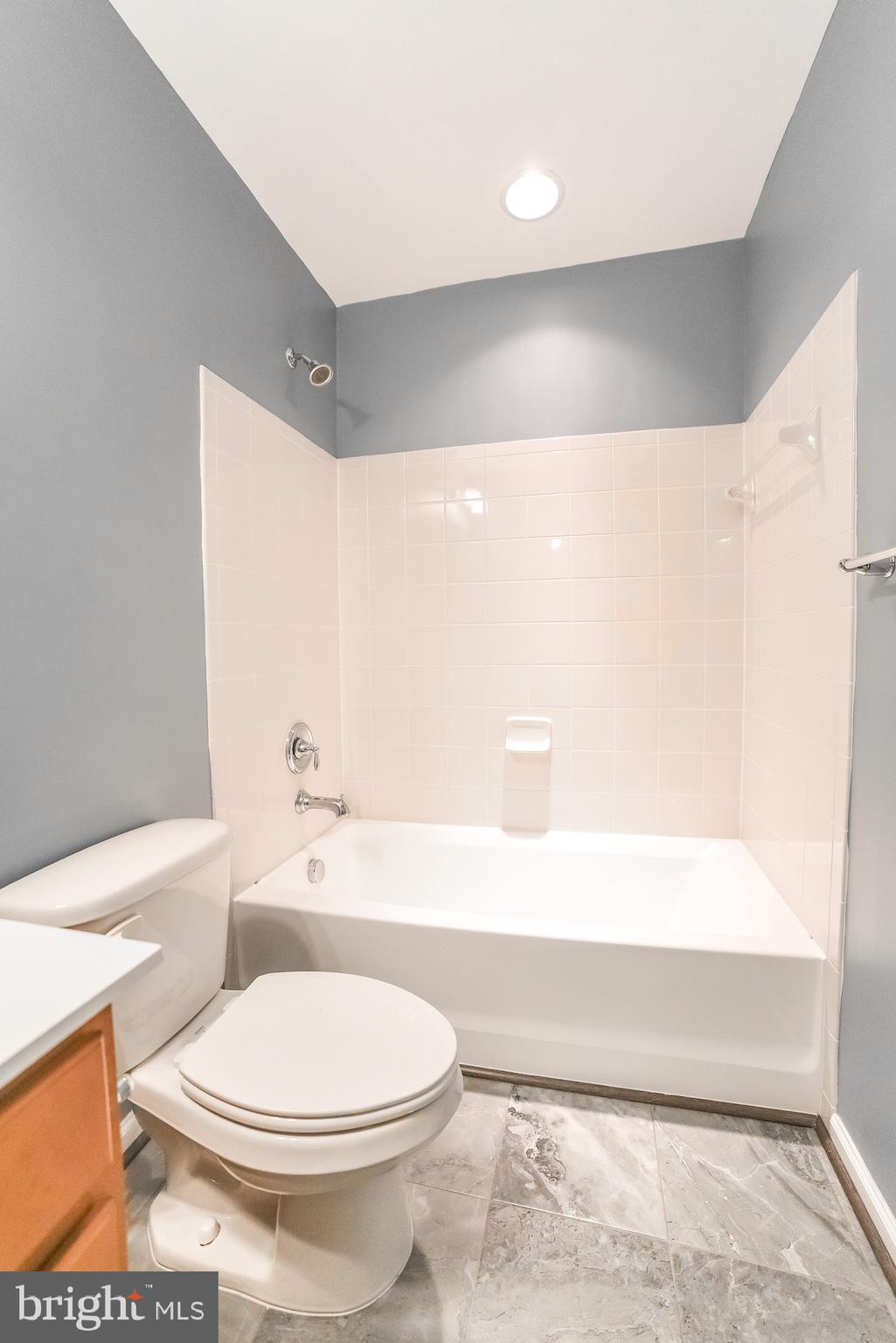 ADAMS CROSSING - Residential