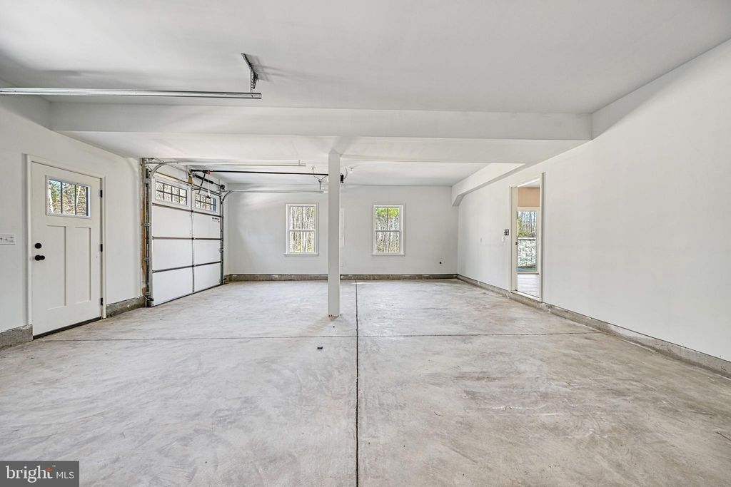 listing image 48