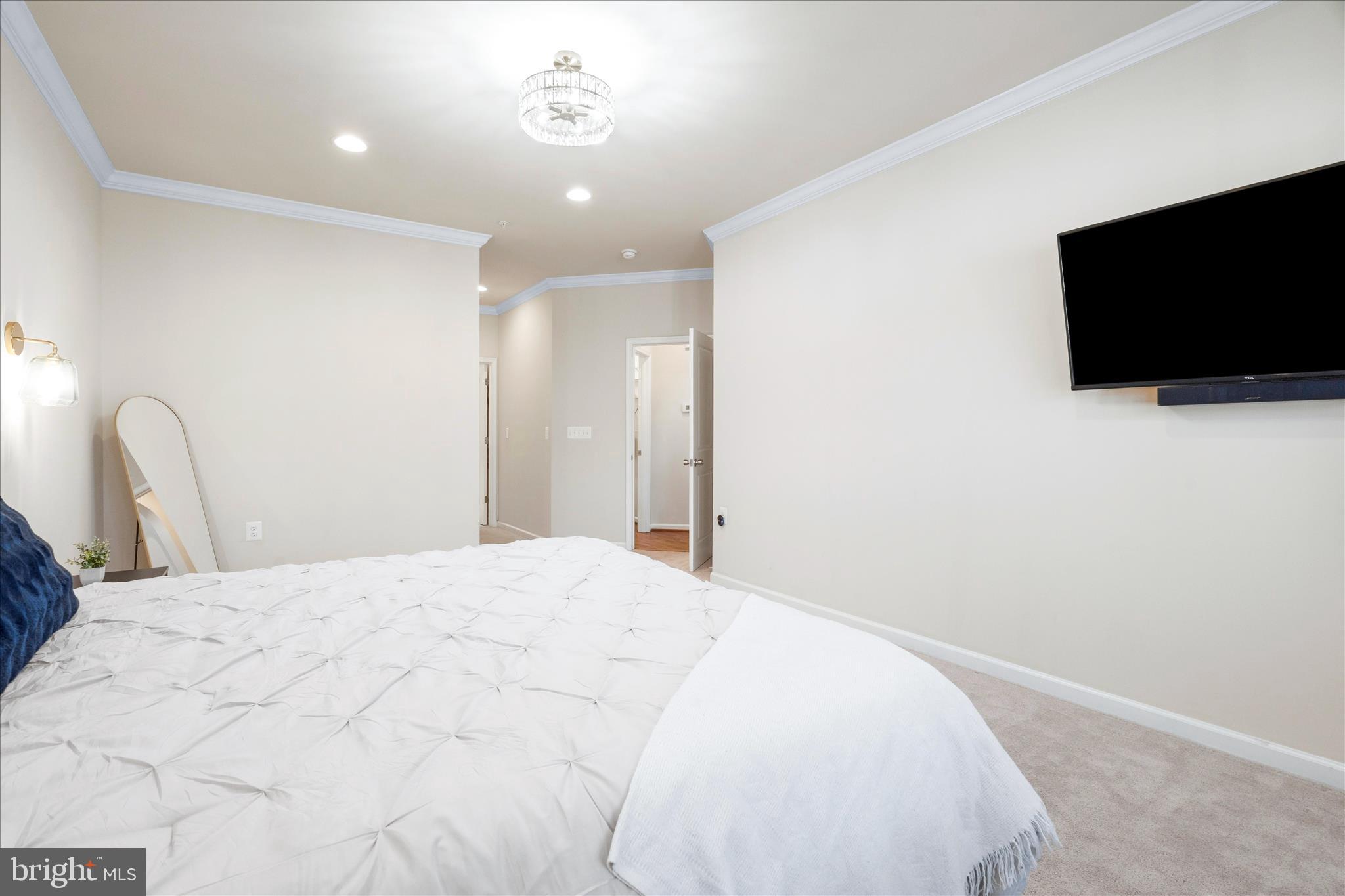 WORMANS MILL - Residential