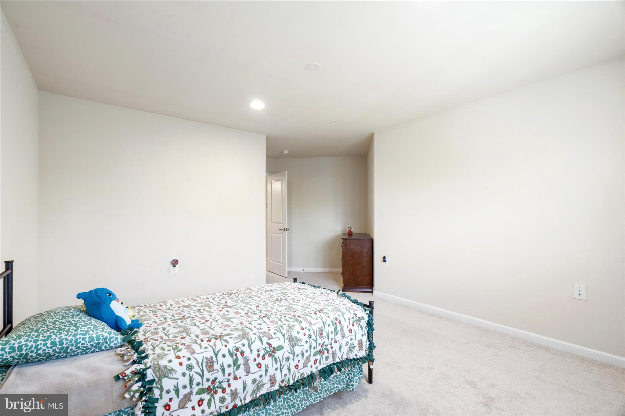 WORMANS MILL - Residential