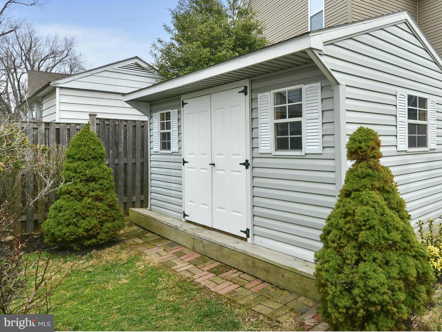 WOODSIDE HILLS - Residential