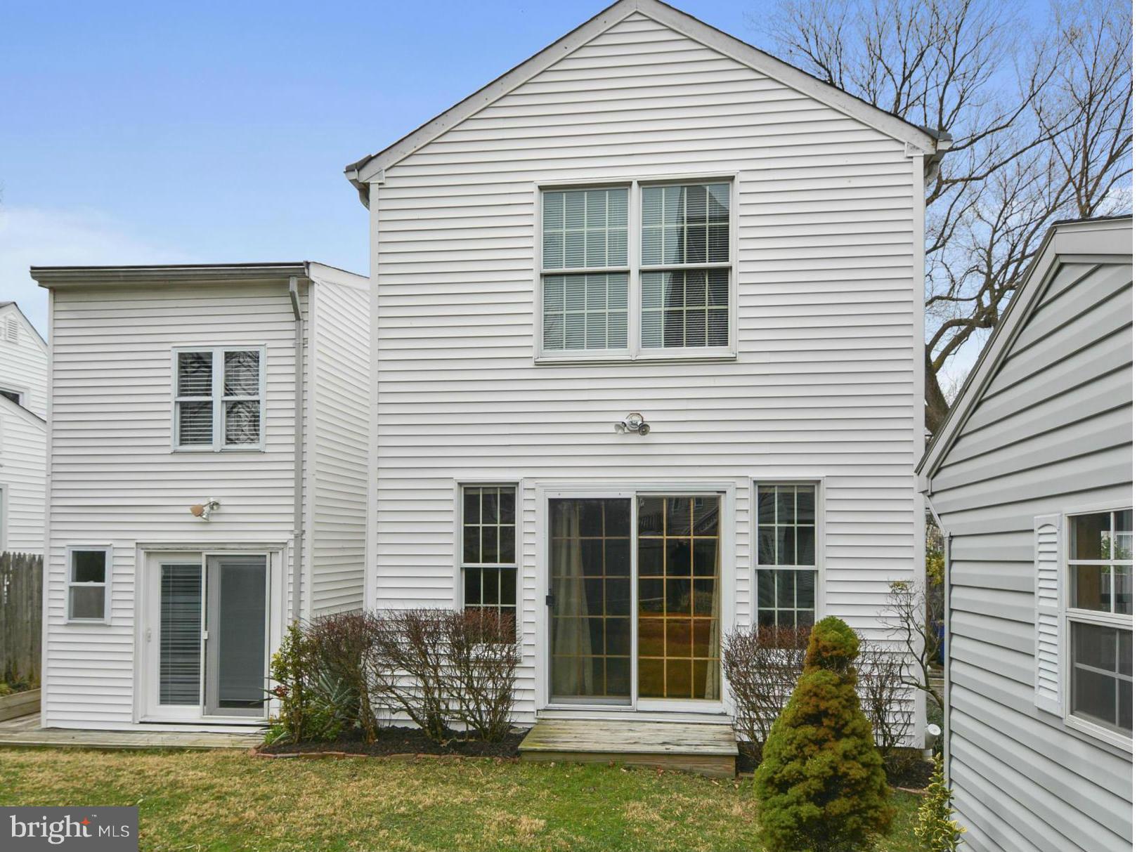 WOODSIDE HILLS - Residential