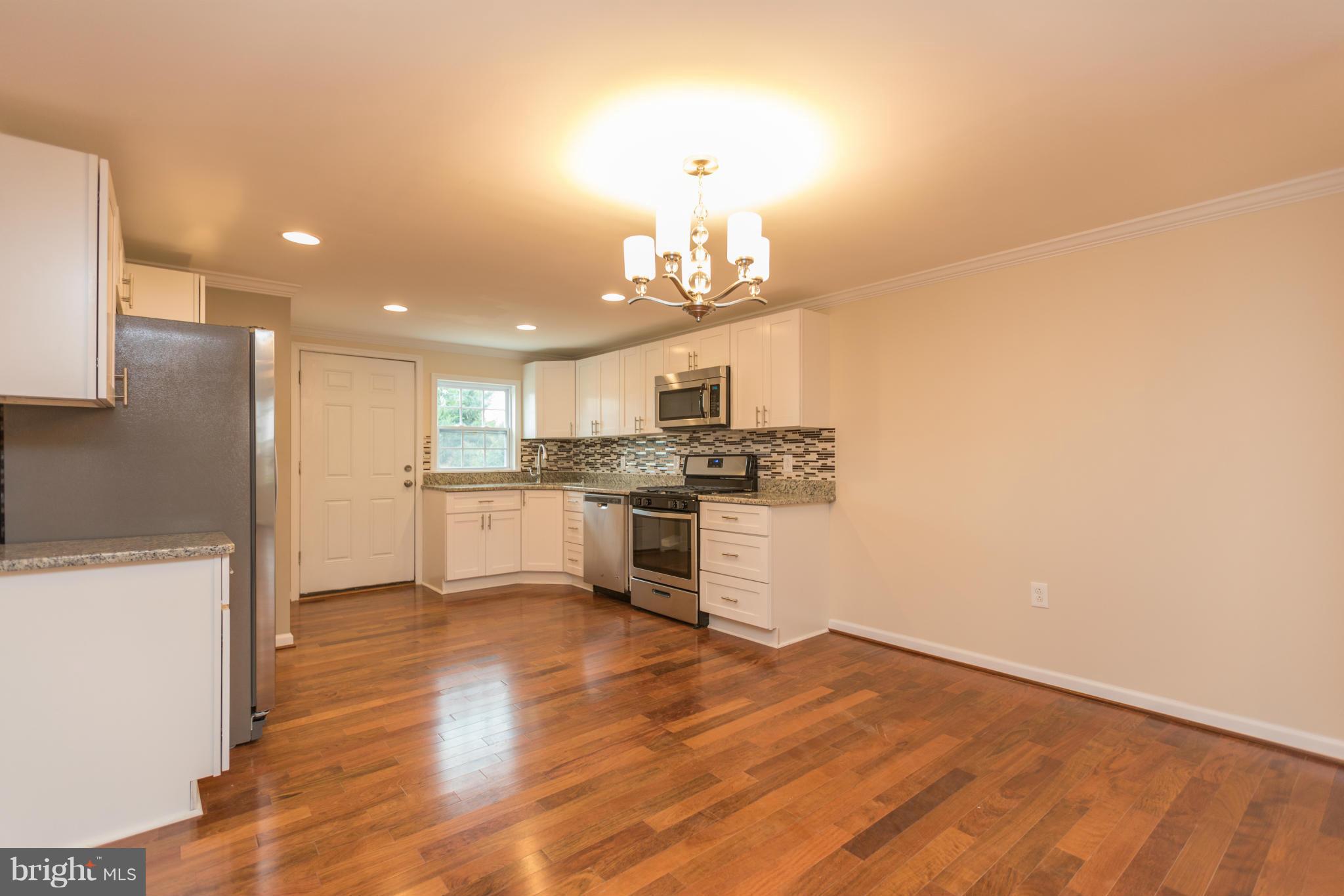 HAMPDEN HISTORIC DISTRICT - Residential