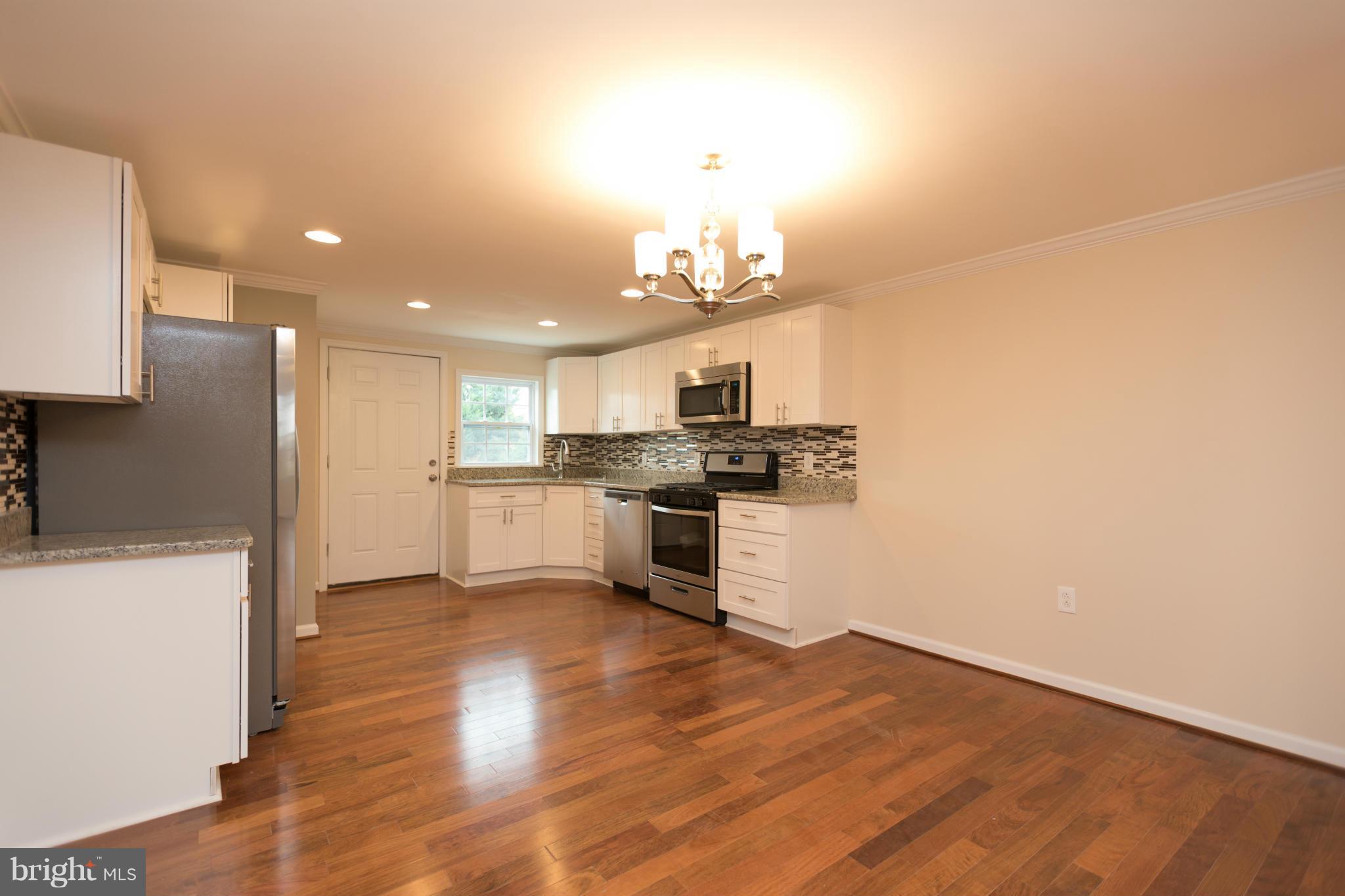 HAMPDEN HISTORIC DISTRICT - Residential