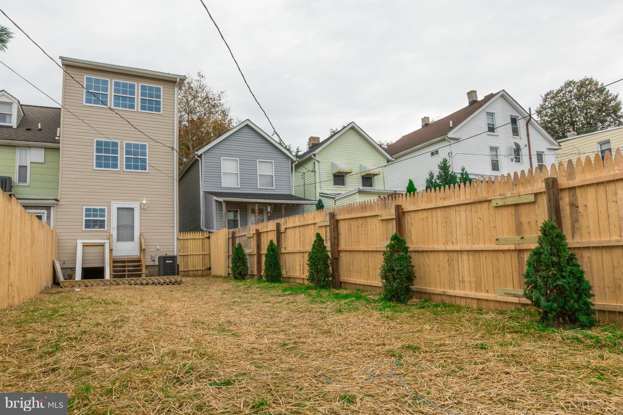 HAMPDEN HISTORIC DISTRICT - Residential