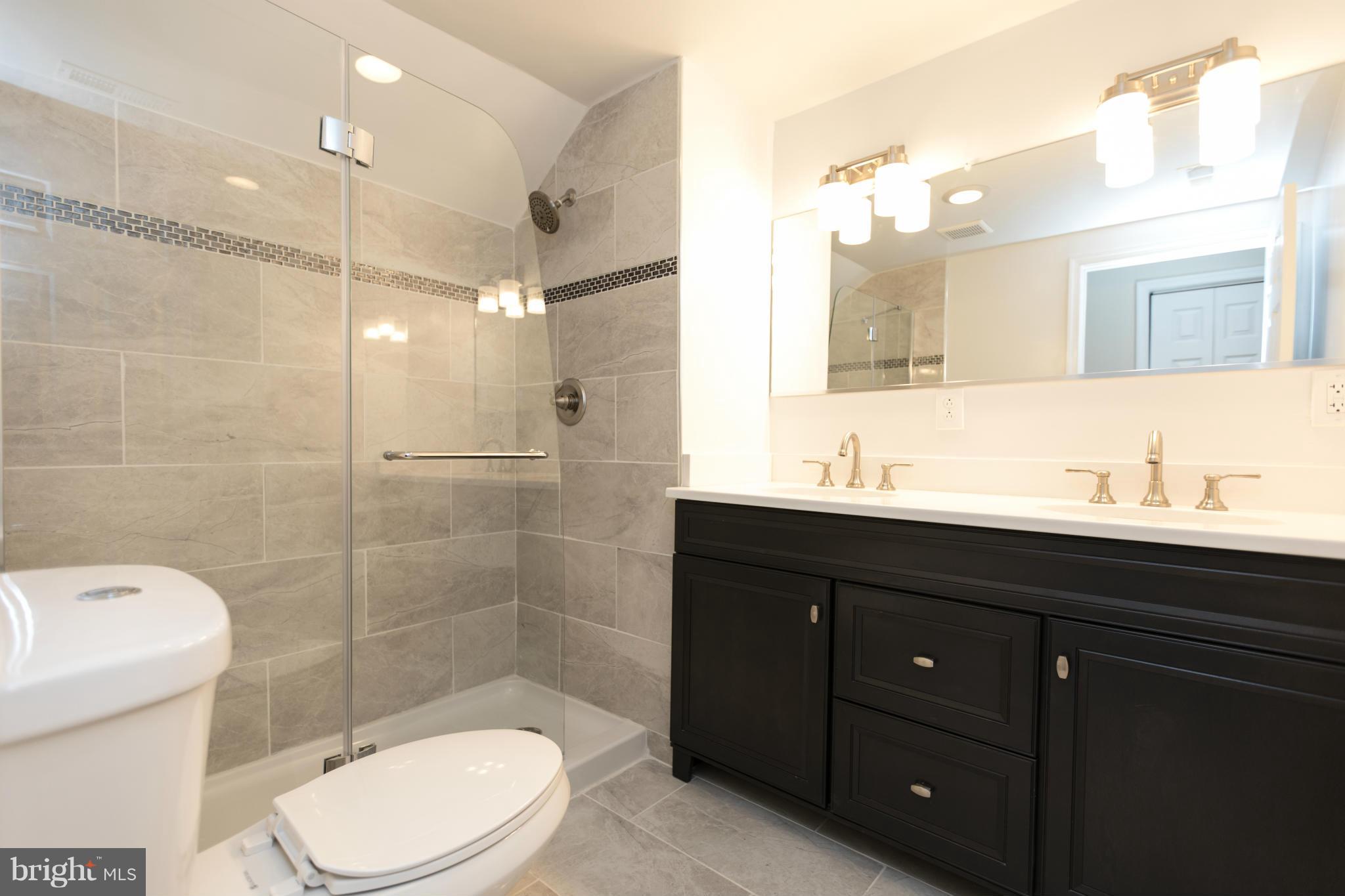 HAMPDEN HISTORIC DISTRICT - Residential