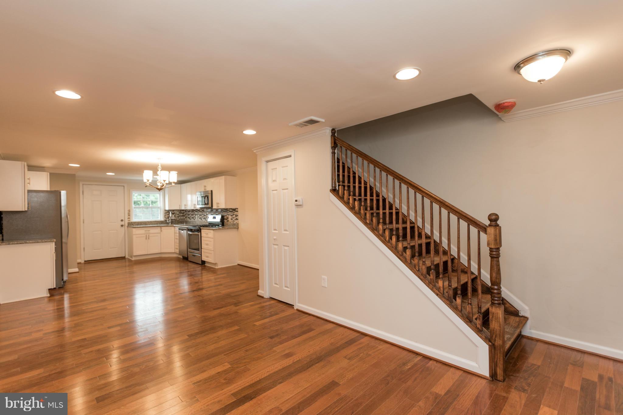 HAMPDEN HISTORIC DISTRICT - Residential