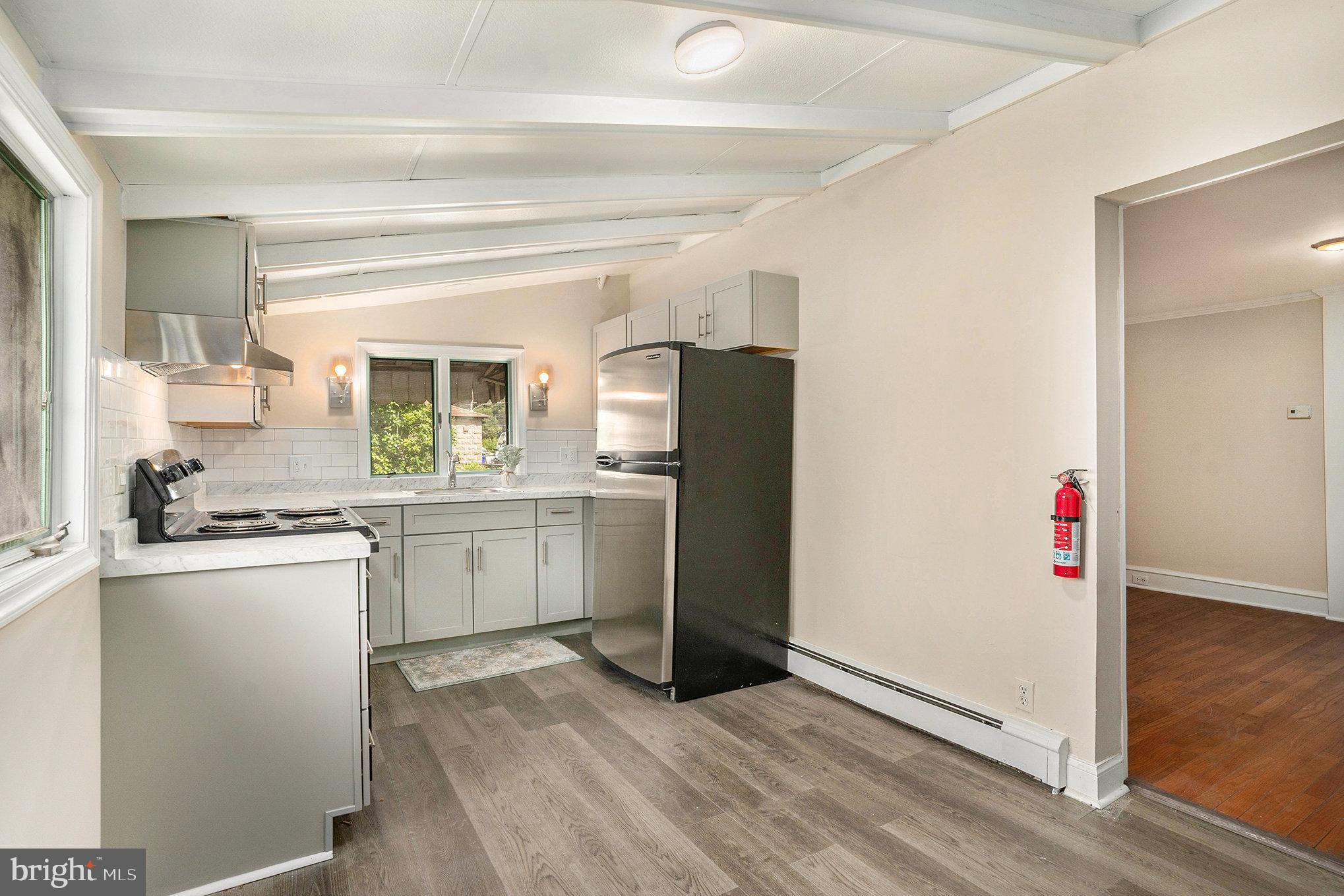 POTTSTOWN - Residential