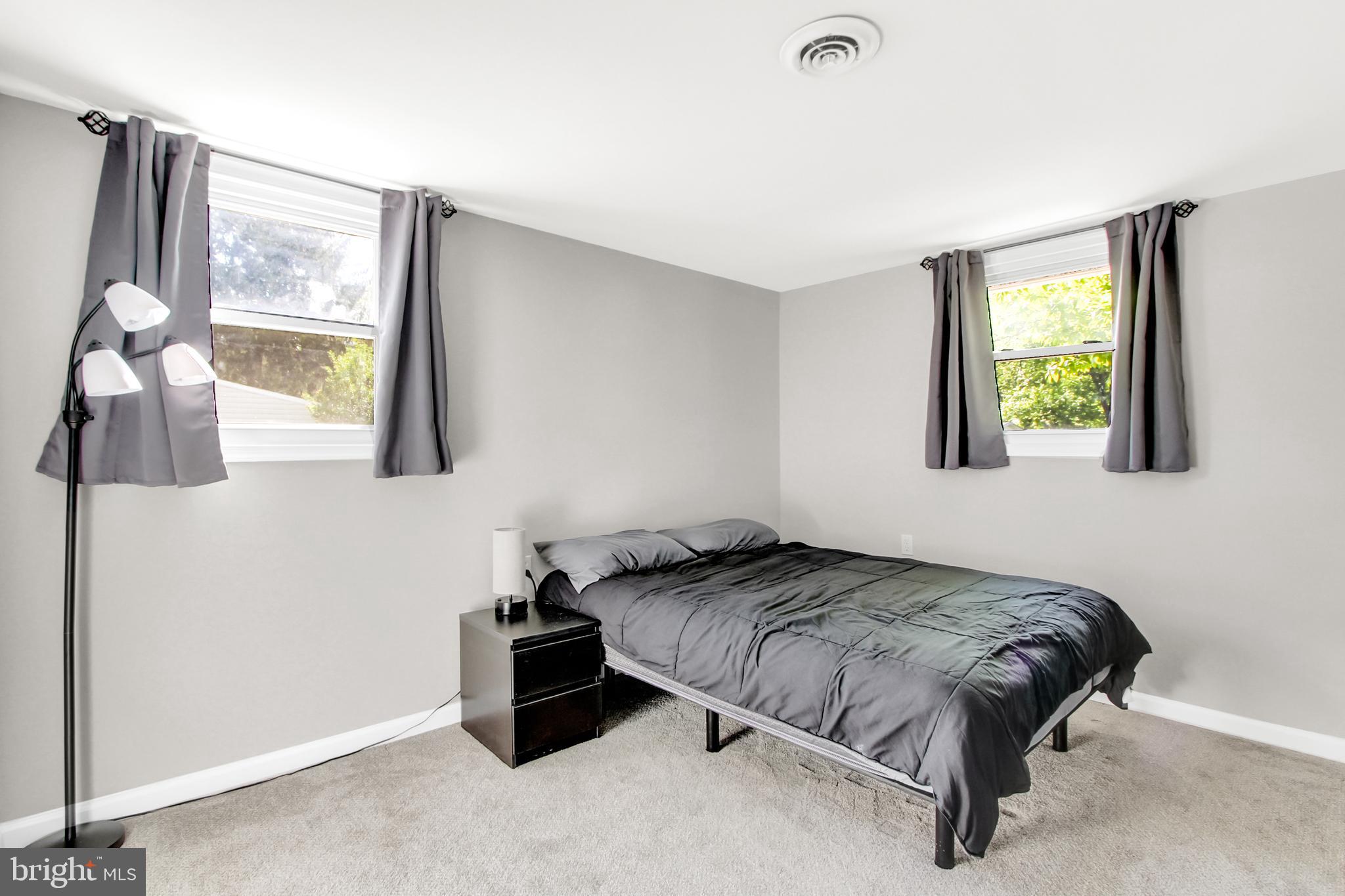 CRESTWOOD ACRES - Residential