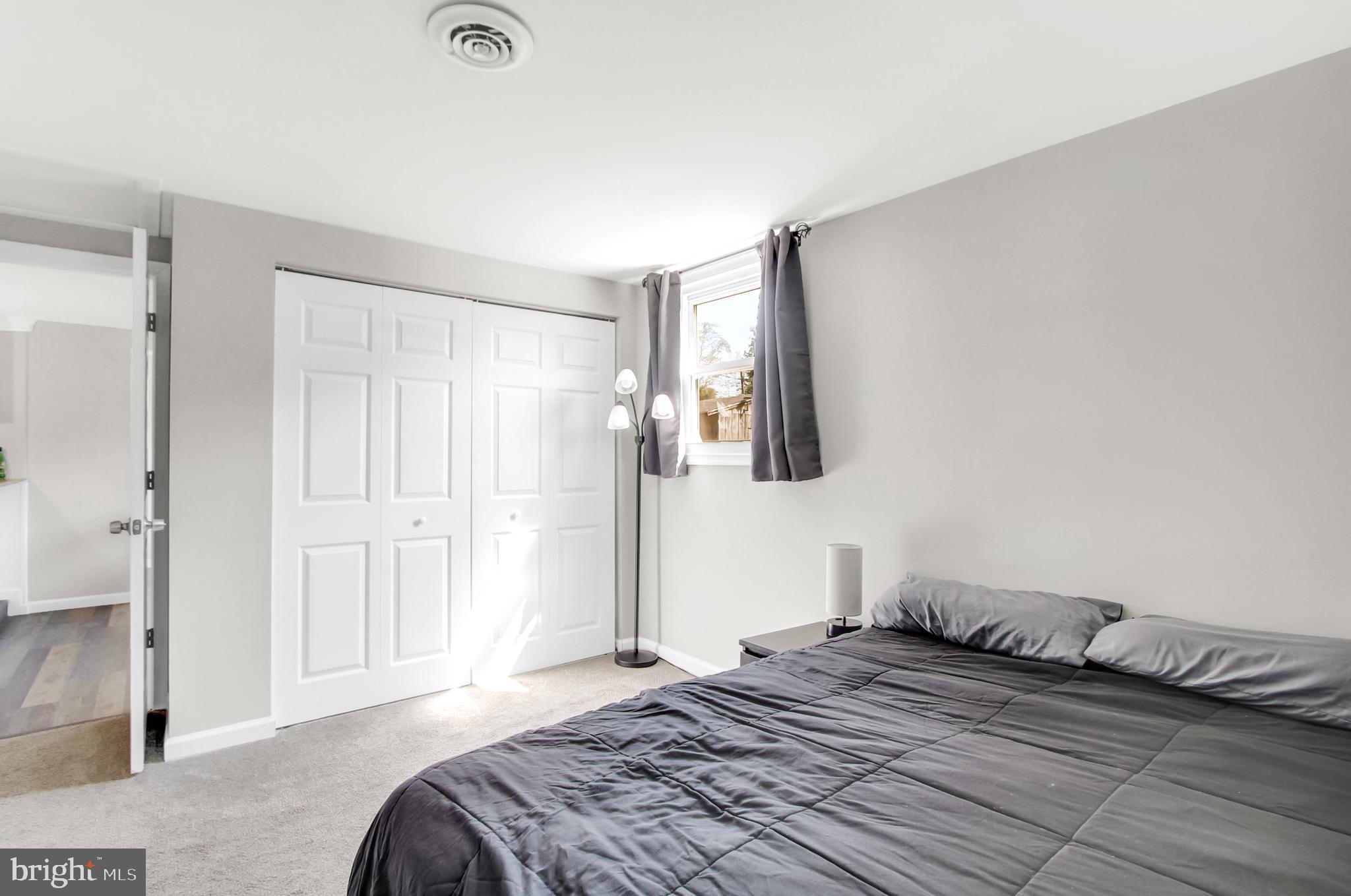 CRESTWOOD ACRES - Residential