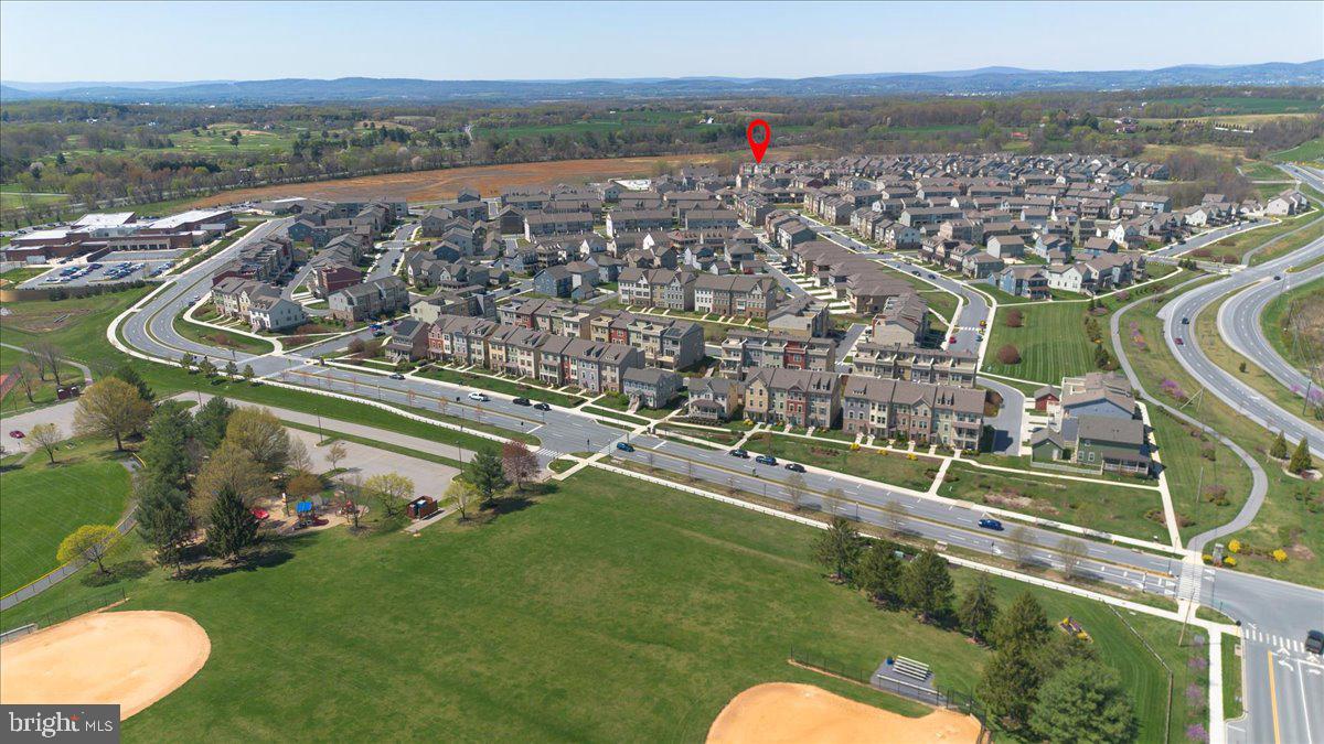 VILLAGES OF URBANA - Residential Lease