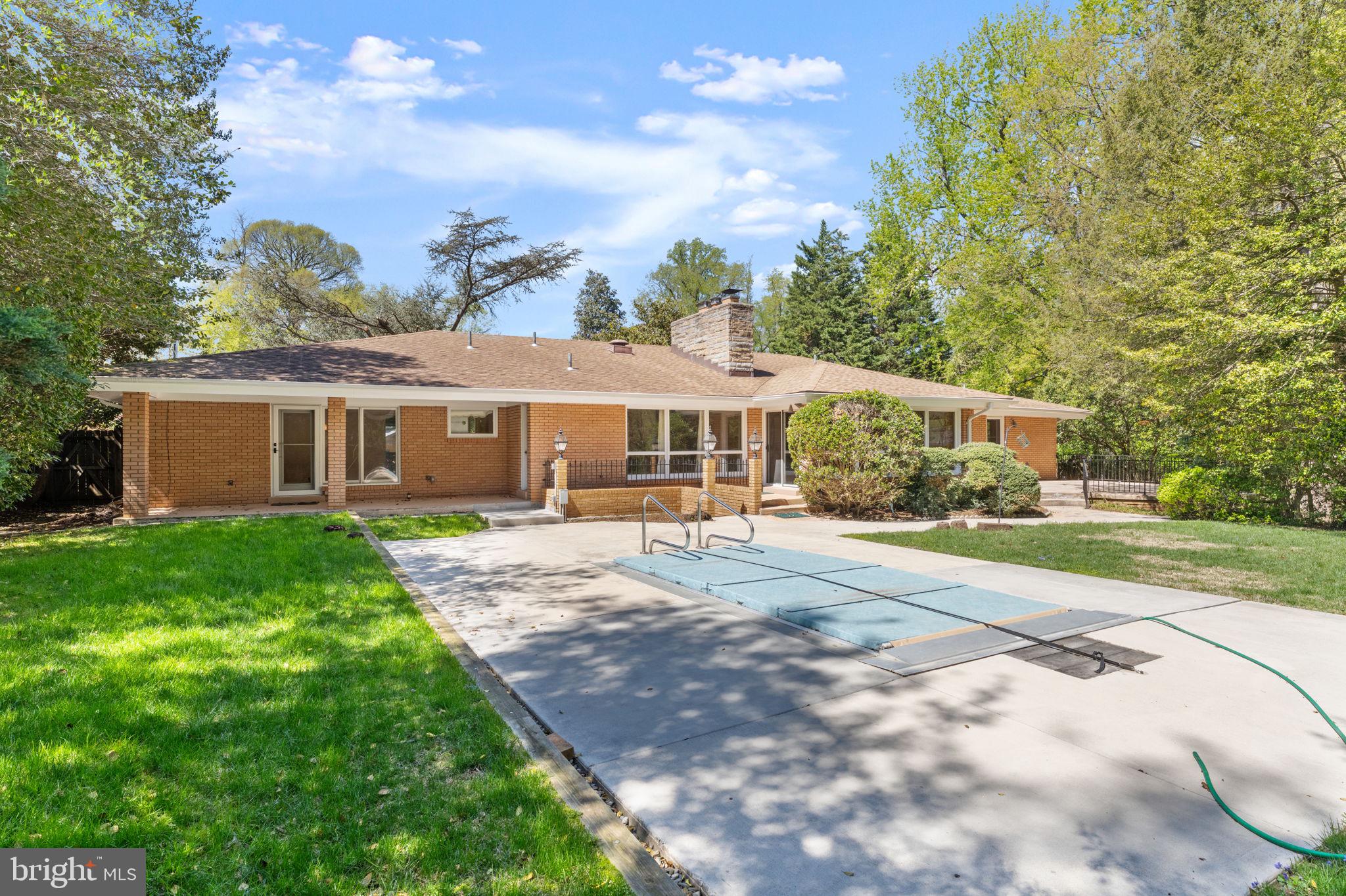 DOVER BALMORAL RIVERWOOD - Residential