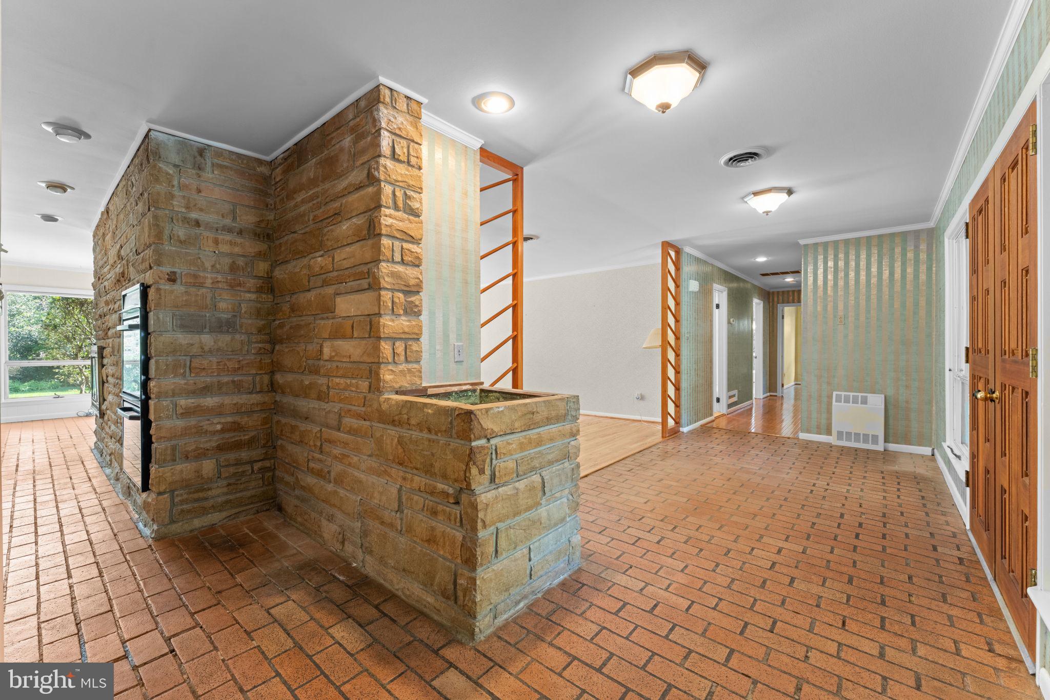 DOVER BALMORAL RIVERWOOD - Residential