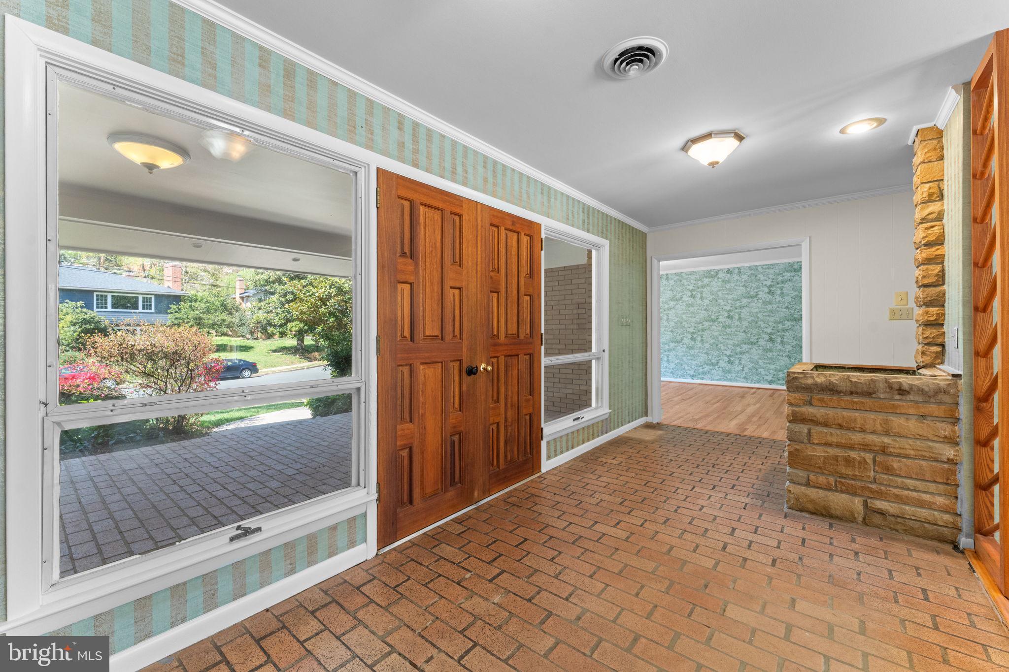 DOVER BALMORAL RIVERWOOD - Residential