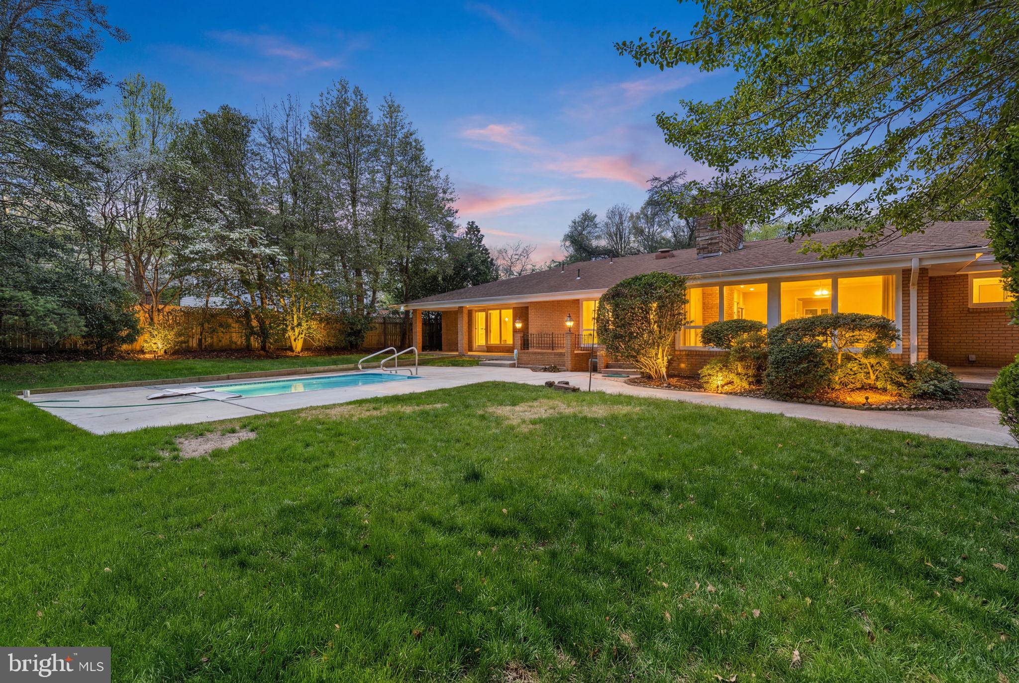 DOVER BALMORAL RIVERWOOD - Residential