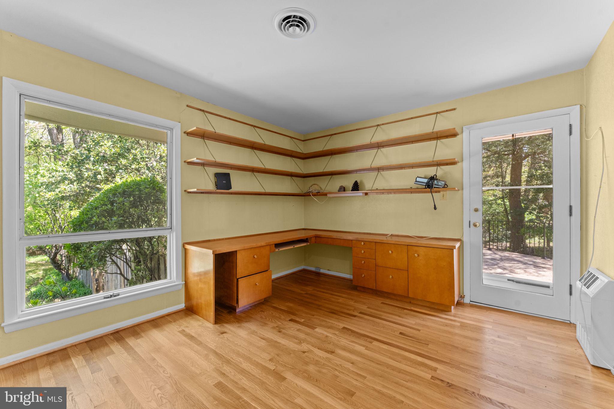 DOVER BALMORAL RIVERWOOD - Residential