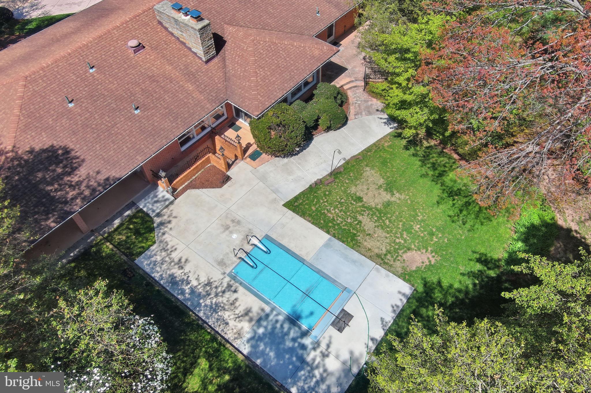 DOVER BALMORAL RIVERWOOD - Residential